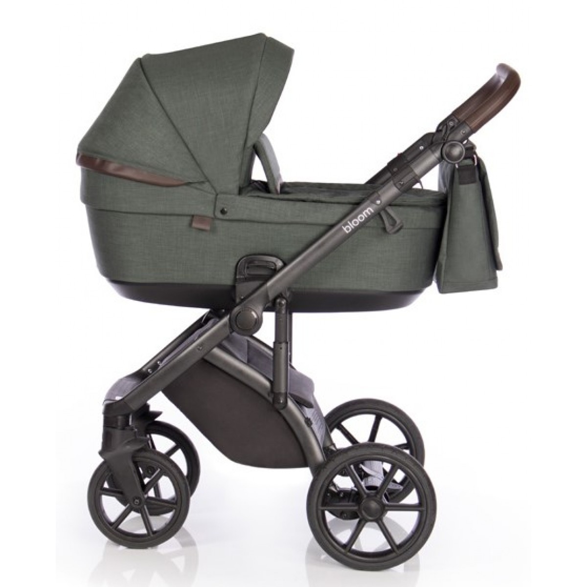 Коляска универсальная 2 в 1 Roan Bloom Night Green с багажной корзиной и двойной амортизацией + сумка для мамы
Коляска универсальная 2 в 1 Roan Bloom Night Green с багажной корзиной и двойной амортизацией + сумка для мамы