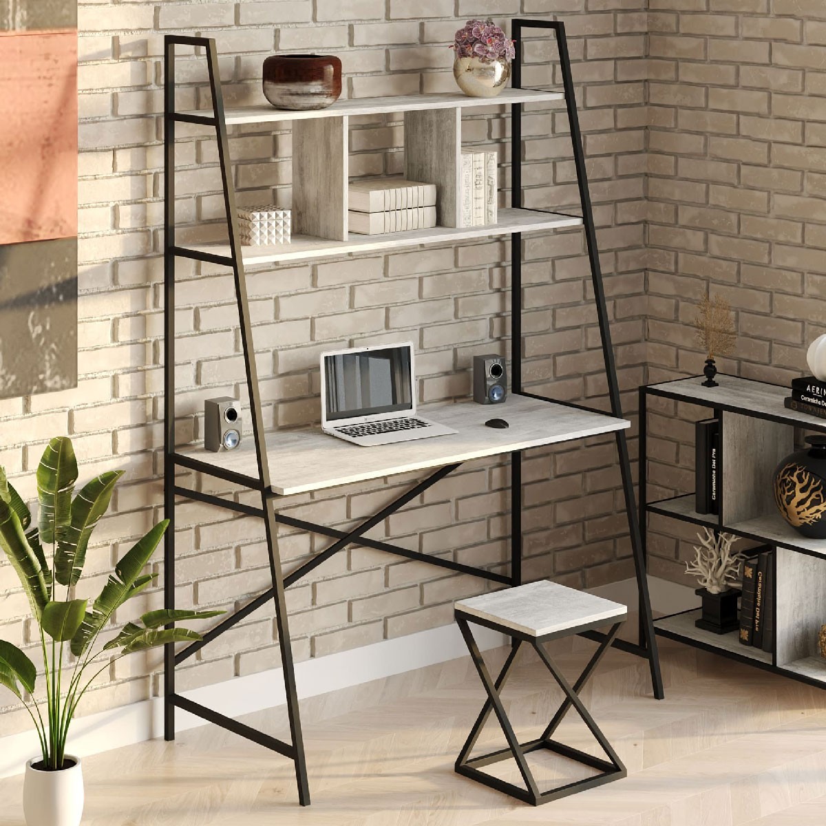 Стол компьютерный письменный с металлическим каркасом в стиле Лофт (Loft) DrevoGoods усиленный, прямой, рабочий для дома и офиса 1600х1800х600мм; металл: Черный; дерево: Бетон + стеллаж с полками без табурета
Стол компьютерный письменный с металлическим каркасом в стиле Лофт (Loft) DrevoGoods усиленный, прямой, рабочий для дома и офиса 1600х1800х600мм; металл: Черный; дерево: Бетон + стеллаж с полками без табурета
