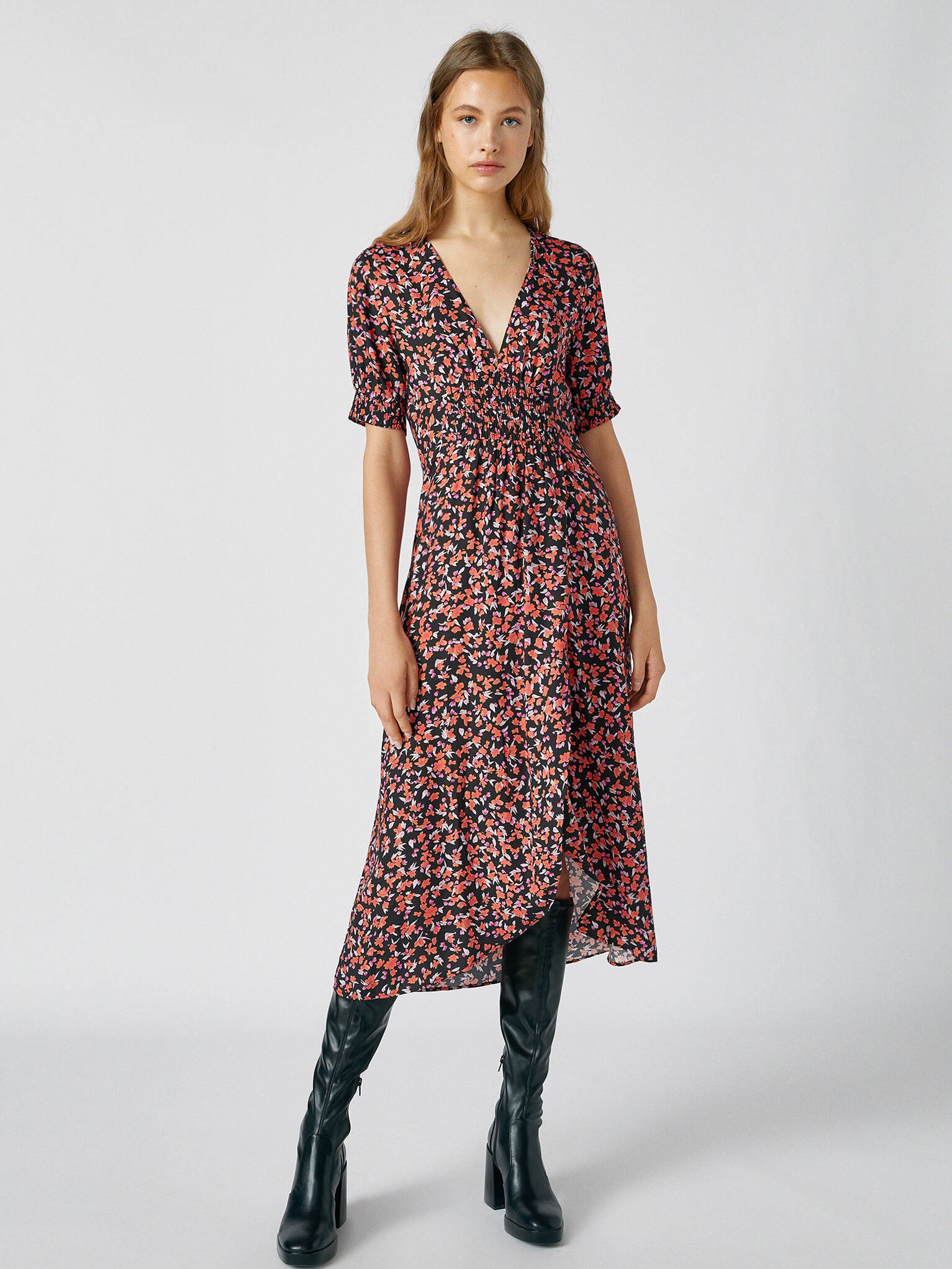 Платье Pull & Bear 9391/360/627 Черное, Платье Pull & Bear 9391/360/627 M Черное
Платье Pull & Bear 9391/360/627 Черное, Платье Pull & Bear 9391/360/627 M Черное