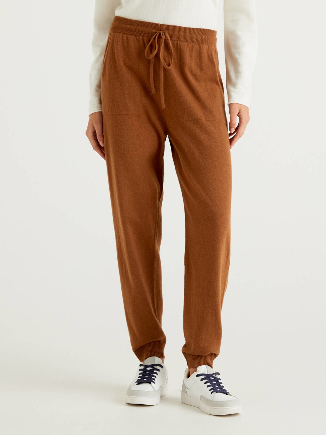 Спортивные штаны United Colors of Benetton 1035P0107-11Q, Спортивные штаны United Colors of Benetton 1035P0107-11Q L
Спортивные штаны United Colors of Benetton 1035P0107-11Q, Спортивные штаны United Colors of Benetton 1035P0107-11Q L