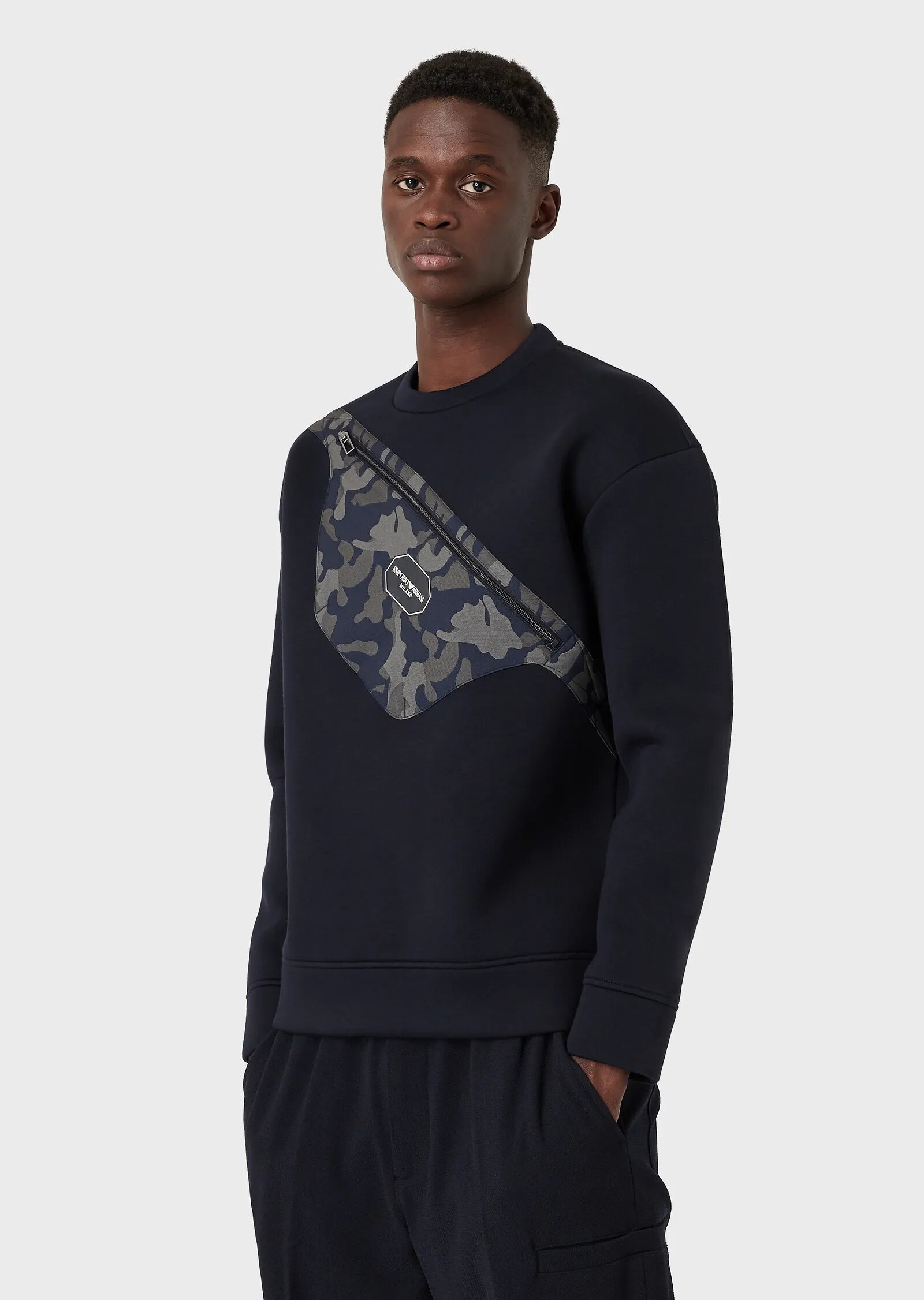 Свитшот Emporio Armani Темно-синий 6K1M90.1JUWZ, Свитшот Emporio Armani XL Темно-синий 6K1M90.1JUWZ
Свитшот Emporio Armani Темно-синий 6K1M90.1JUWZ, Свитшот Emporio Armani XL Темно-синий 6K1M90.1JUWZ