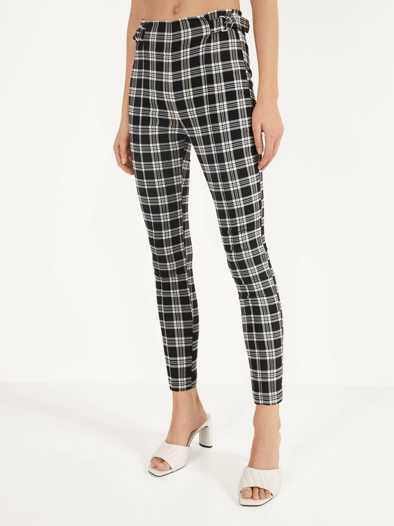 Брюки Bershka XAZ262194BXEI Черные с белым, Брюки Bershka XAZ262194BXEI S Черные с белым
Брюки Bershka XAZ262194BXEI Черные с белым, Брюки Bershka XAZ262194BXEI S Черные с белым
