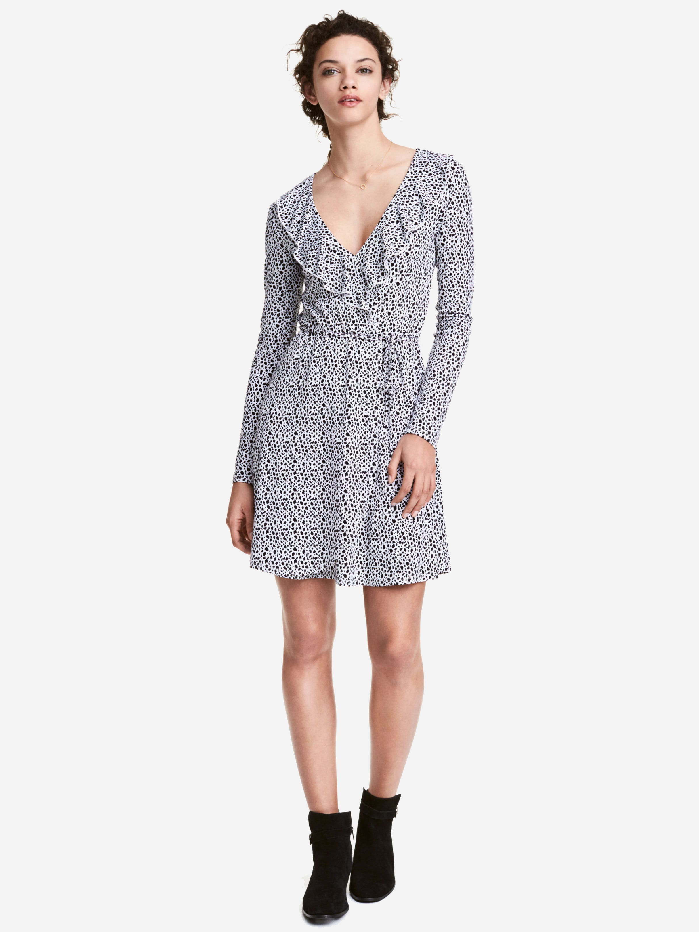 Платье H&M XAZ070516IELM Белое с черным, Платье H&M XAZ070516IELM 44 Белое с черным
Платье H&M XAZ070516IELM Белое с черным, Платье H&M XAZ070516IELM 44 Белое с черным