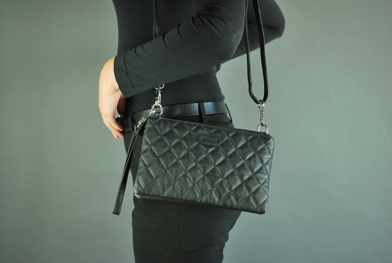 Женская кожаная сумка cross-body Buono Leather (08-10975 black)
Женская кожаная сумка cross-body Buono Leather (08-10975 black)
