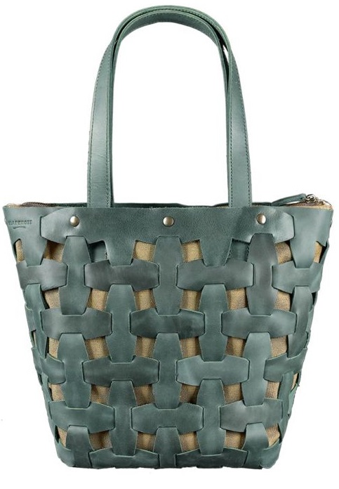 Сумка женская кожаная плетеная BlankNote CRAZY HORSE зеленая BN-BAG-33-iz
Сумка женская кожаная плетеная BlankNote CRAZY HORSE зеленая BN-BAG-33-iz