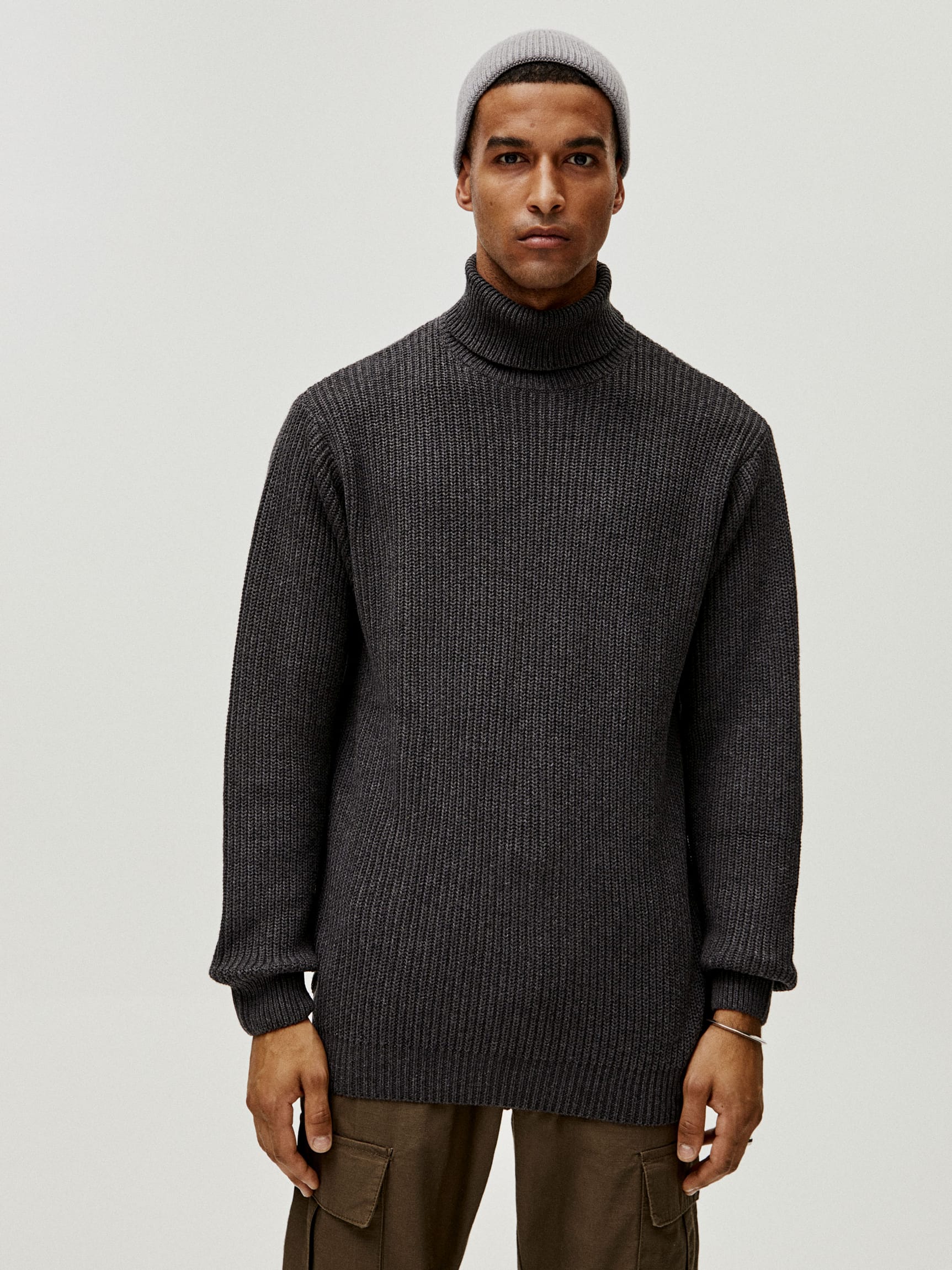 Свитер Pull & Bear 9558/509/824 Графит, Свитер Pull & Bear 9558/509/824 M Графит
Свитер Pull & Bear 9558/509/824 Графит, Свитер Pull & Bear 9558/509/824 M Графит