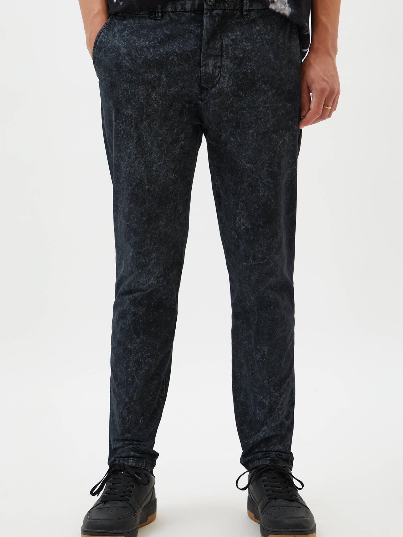 Джинсы Pull & Bear 9678/533/800 Черные с потертостями, Джинсы Pull & Bear 9678/533/800 42 Черные с потертостями
Джинсы Pull & Bear 9678/533/800 Черные с потертостями, Джинсы Pull & Bear 9678/533/800 42 Черные с потертостями