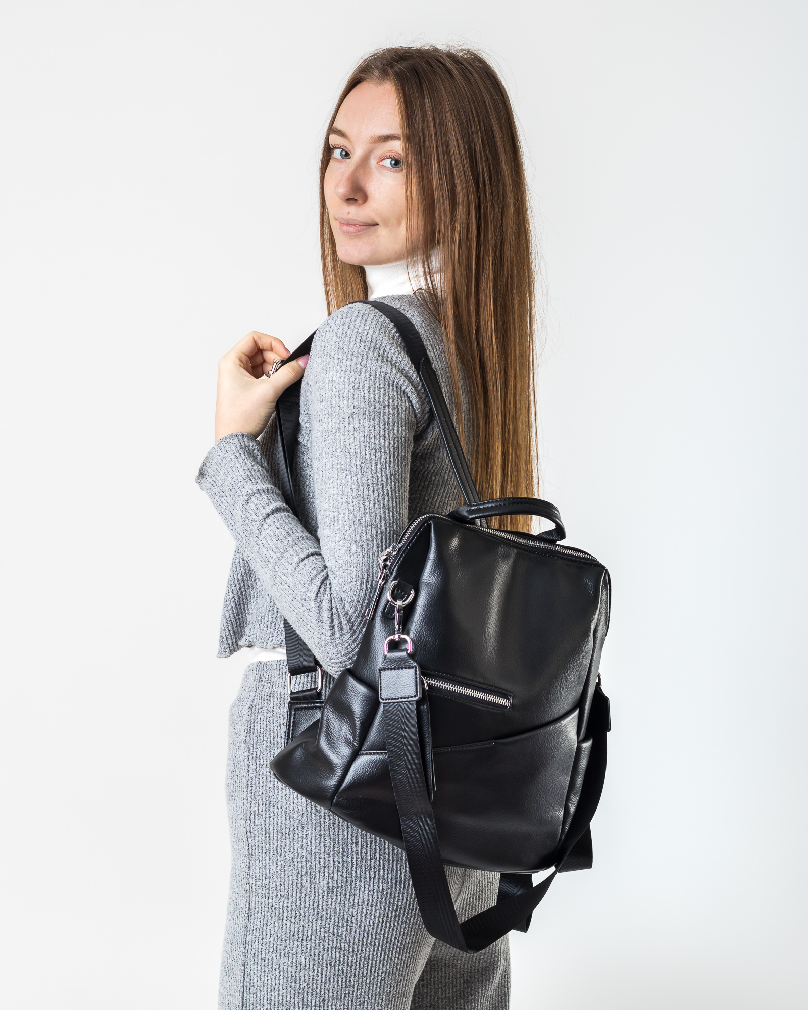 Рюкзак Polina Чорний сумка (6344 S)
Рюкзак Polina Чорний сумка (6344 S)