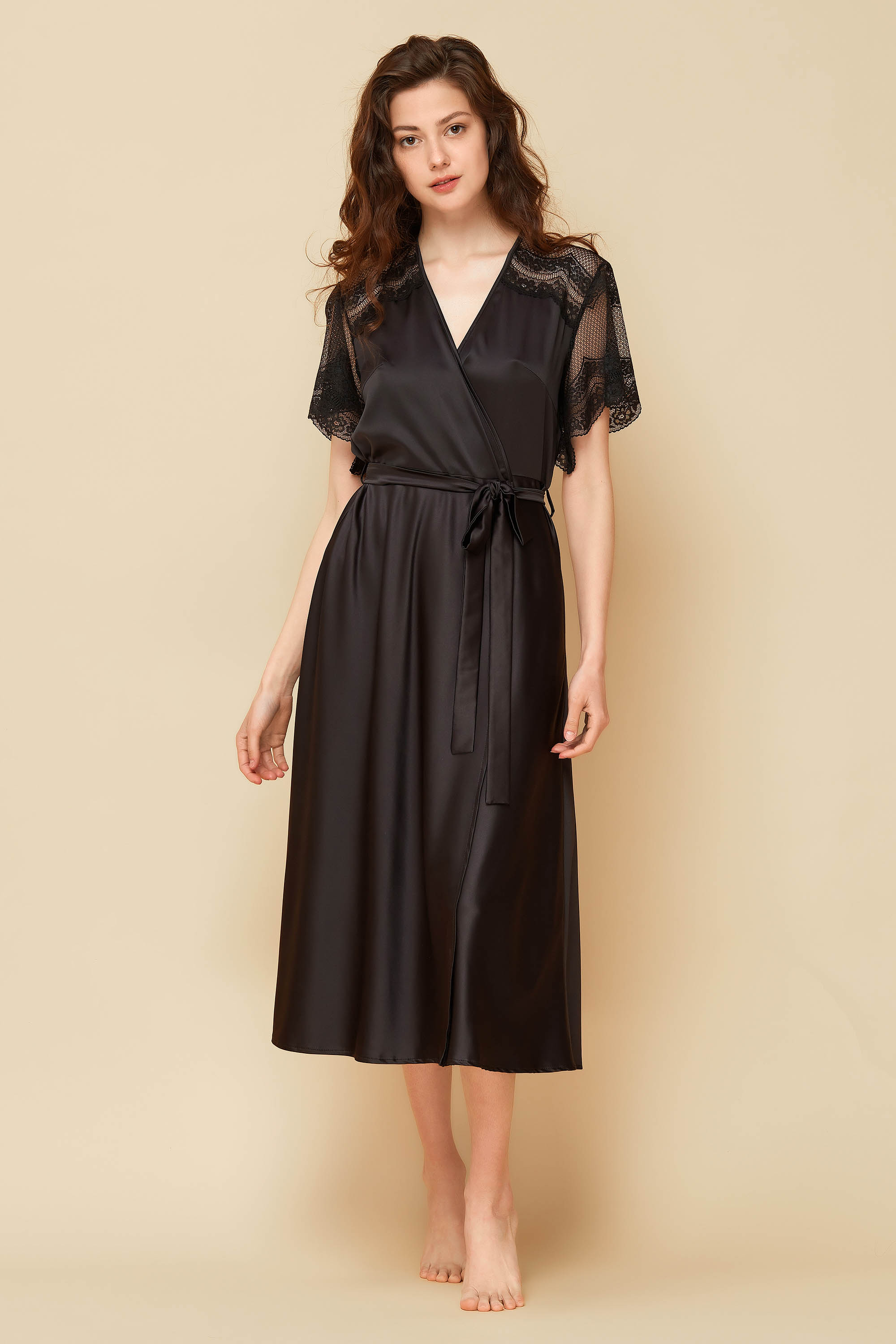 Халат Obrana Anabel Arto 804-6752 черный, Халат Obrana Anabel Arto 804-6752 44 черный
Халат Obrana Anabel Arto 804-6752 черный, Халат Obrana Anabel Arto 804-6752 44 черный