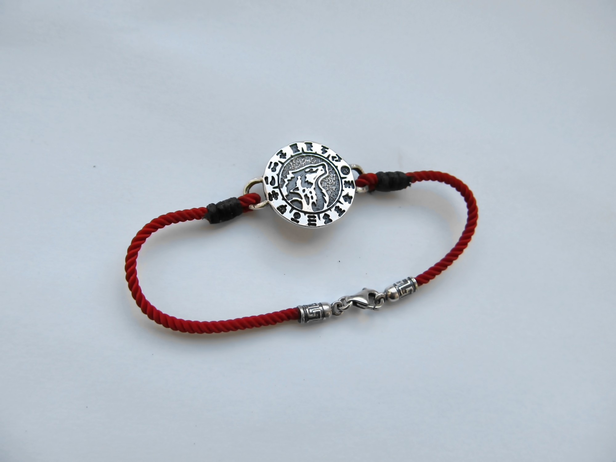 Браслет из серебра 925° и шелка "Милан" на руку SilverArtisan 5.7054-6 размер 20
Браслет из серебра 925° и шелка "Милан" на руку SilverArtisan 5.7054-6 размер 20