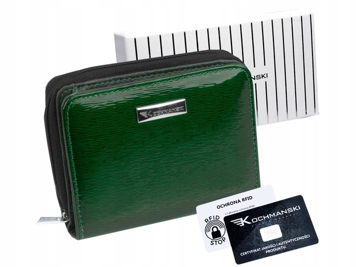 Женский кошелёк лакированный натуральная кожа Kochmanski RFID 9.8 х 11.2 х 3 см зеленый с черным (RFID K-SH2-41375-4168)
Женский кошелёк лакированный натуральная кожа Kochmanski RFID 9.8 х 11.2 х 3 см зеленый с черным (RFID K-SH2-41375-4168)