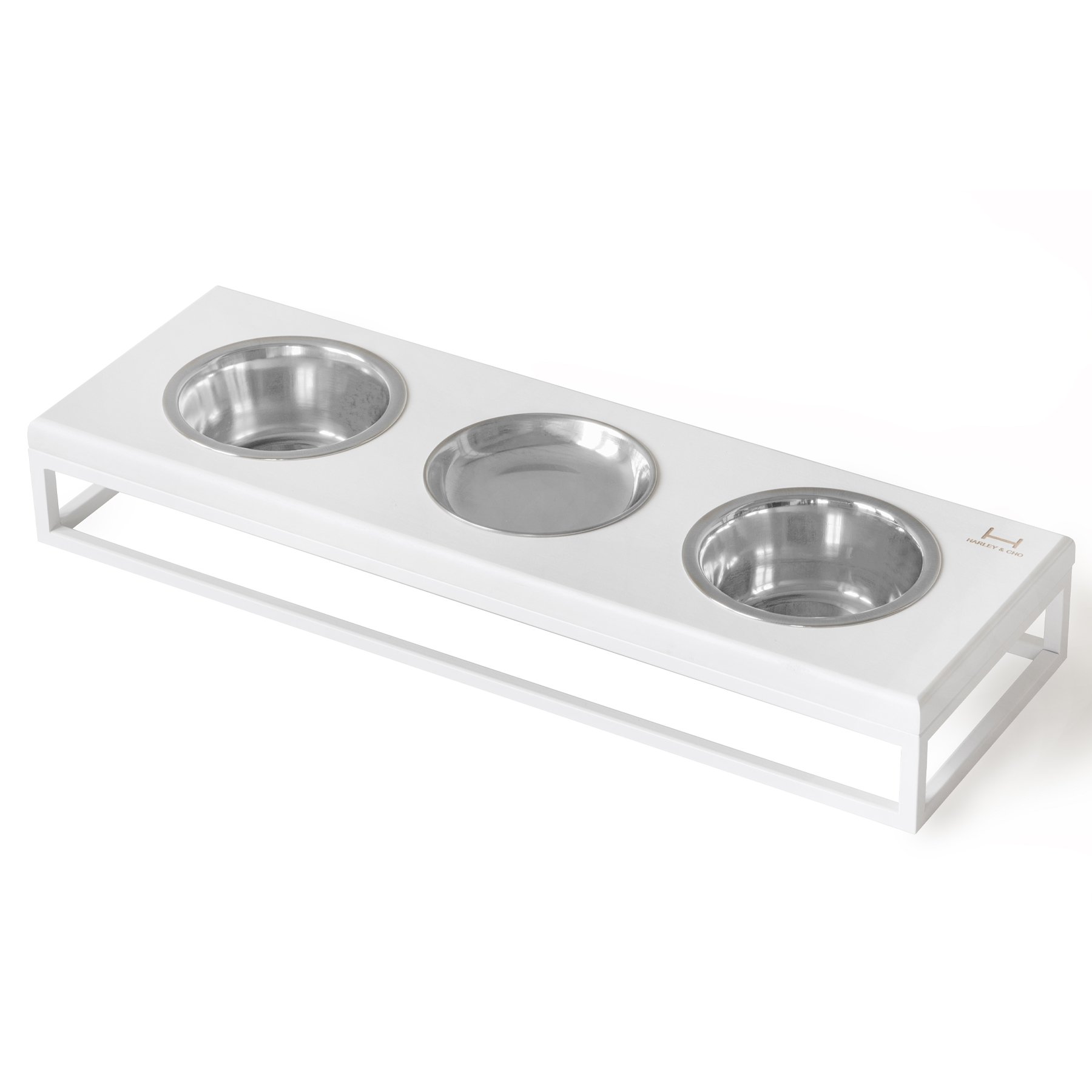 Три миски на подставке Lunch Bar White Wood + White S (54x18x7cm / Миски по 0,45л) Harley & Cho BGL-HL-696-1
Три миски на подставке Lunch Bar White Wood + White S (54x18x7cm / Миски по 0,45л) Harley & Cho BGL-HL-696-1