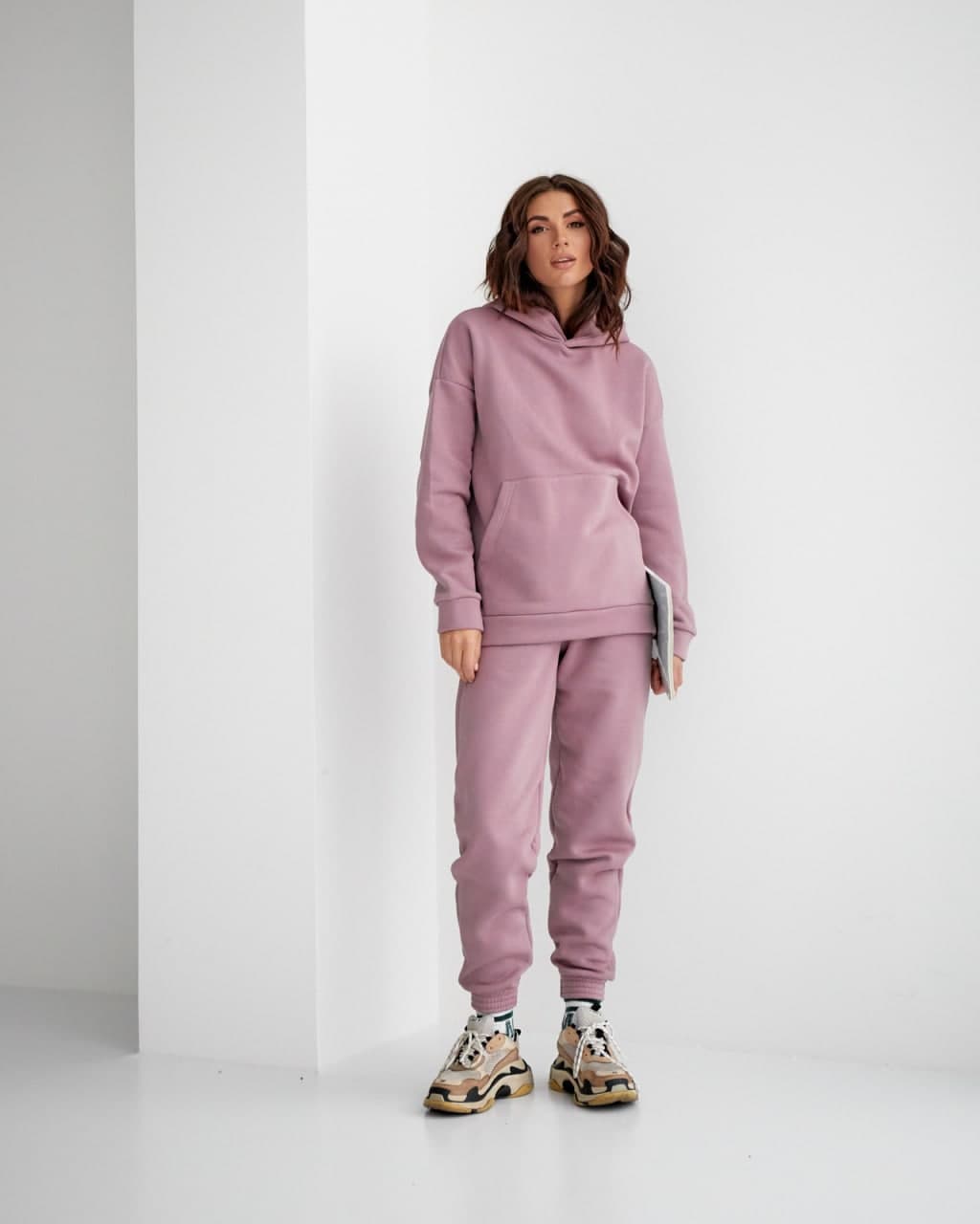 Женский спортивный костюм оверсайз на флисе худи и штаны Oversize Фрезовый, Женский спортивный костюм оверсайз на флисе худи и штаны Oversize S Фрезовый
Женский спортивный костюм оверсайз на флисе худи и штаны Oversize Фрезовый, Женский спортивный костюм оверсайз на флисе худи и штаны Oversize S Фрезовый