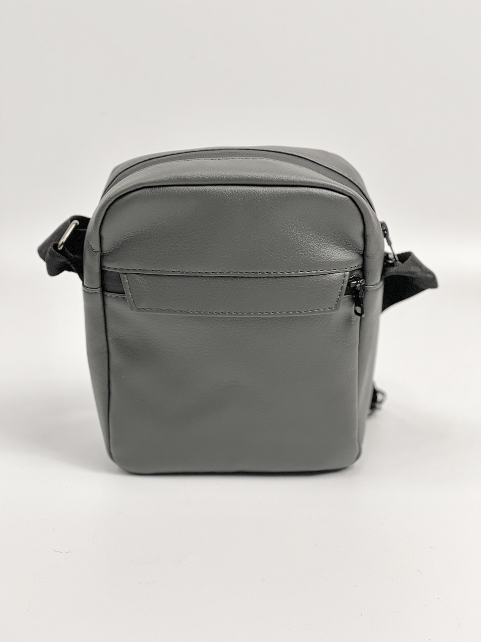 Сумка кросс-боди женская серая из экокожи MMx6
Сумка кросс-боди женская серая из экокожи MMx6