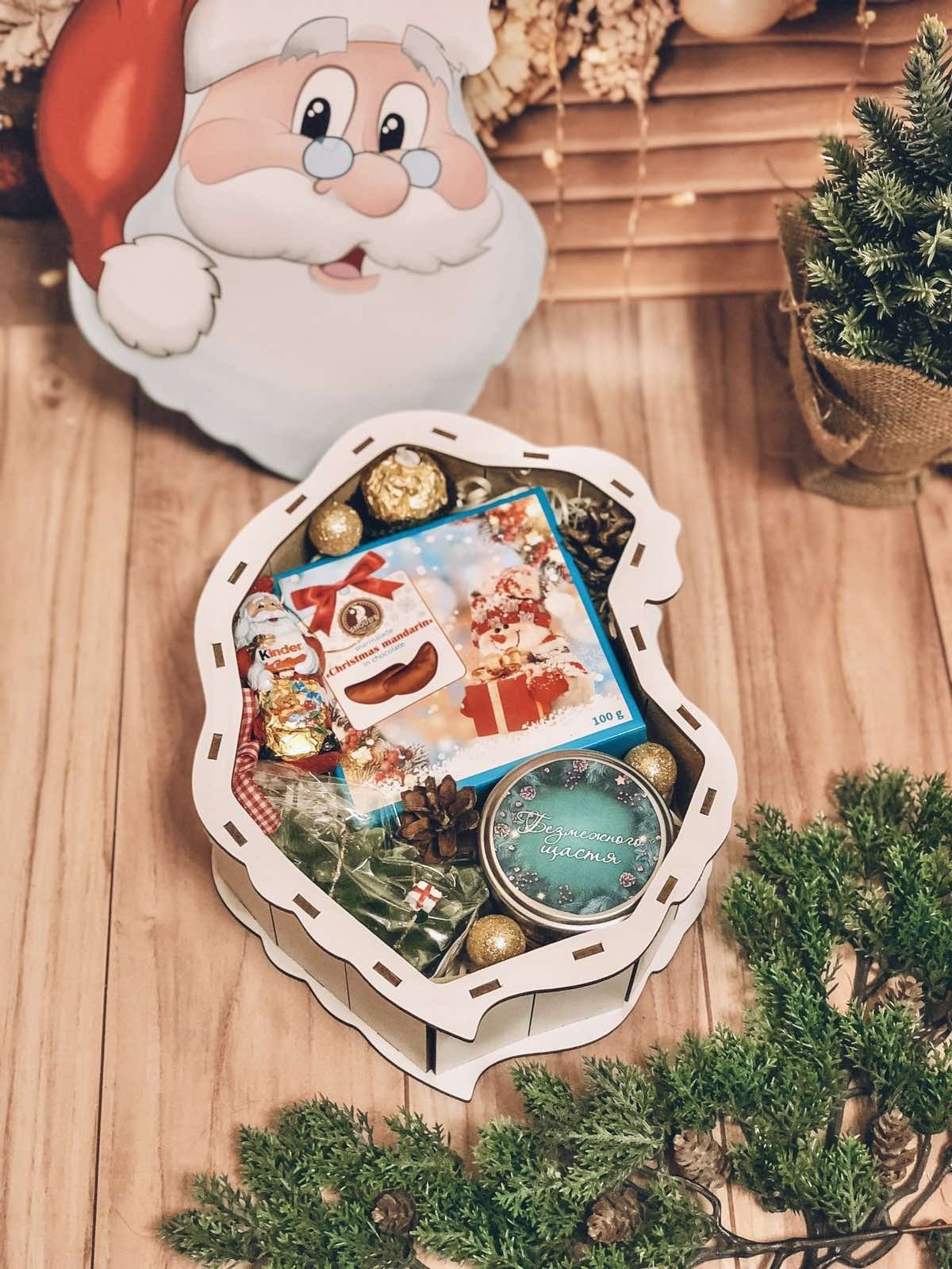 Подарочный набор "Мини-бандероль от Деда Мороза". Smileboх. 1129
Подарочный набор "Мини-бандероль от Деда Мороза". Smileboх. 1129