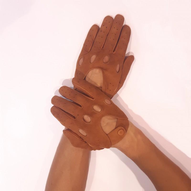 Мужские перчатки для вождения комбинированные GlovesUA мод.275 р.9 светлый коньяк
Мужские перчатки для вождения комбинированные GlovesUA мод.275 р.9 светлый коньяк