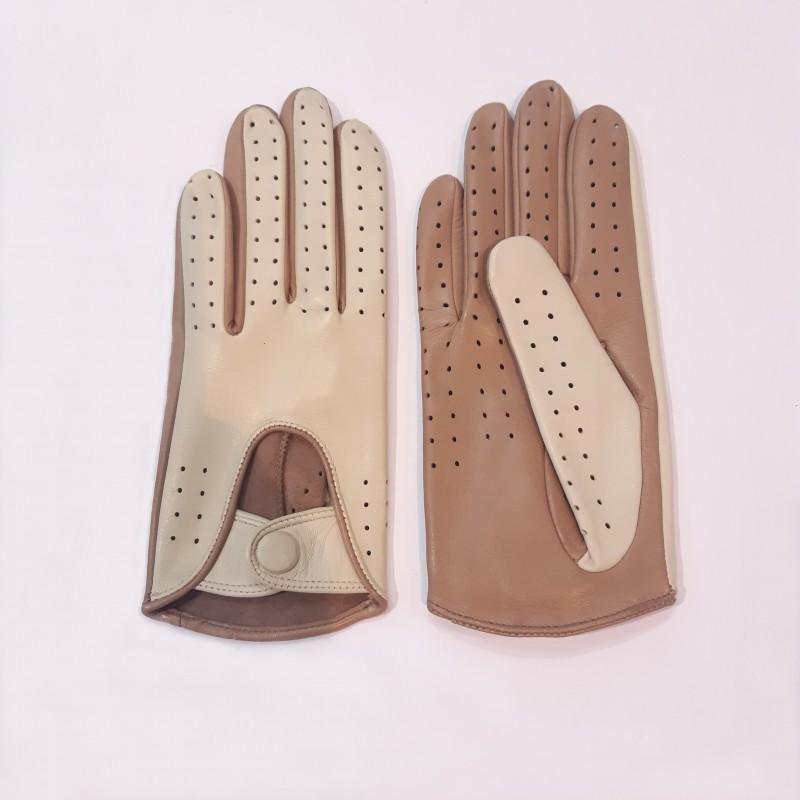 Женские кожаные автомобильные перчатки GlovesUA мод.275 р.8,5 бежевые/тауп (шов внутрь, кнопка обтянута, без отв)
Женские кожаные автомобильные перчатки GlovesUA мод.275 р.8,5 бежевые/тауп (шов внутрь, кнопка обтянута, без отв)