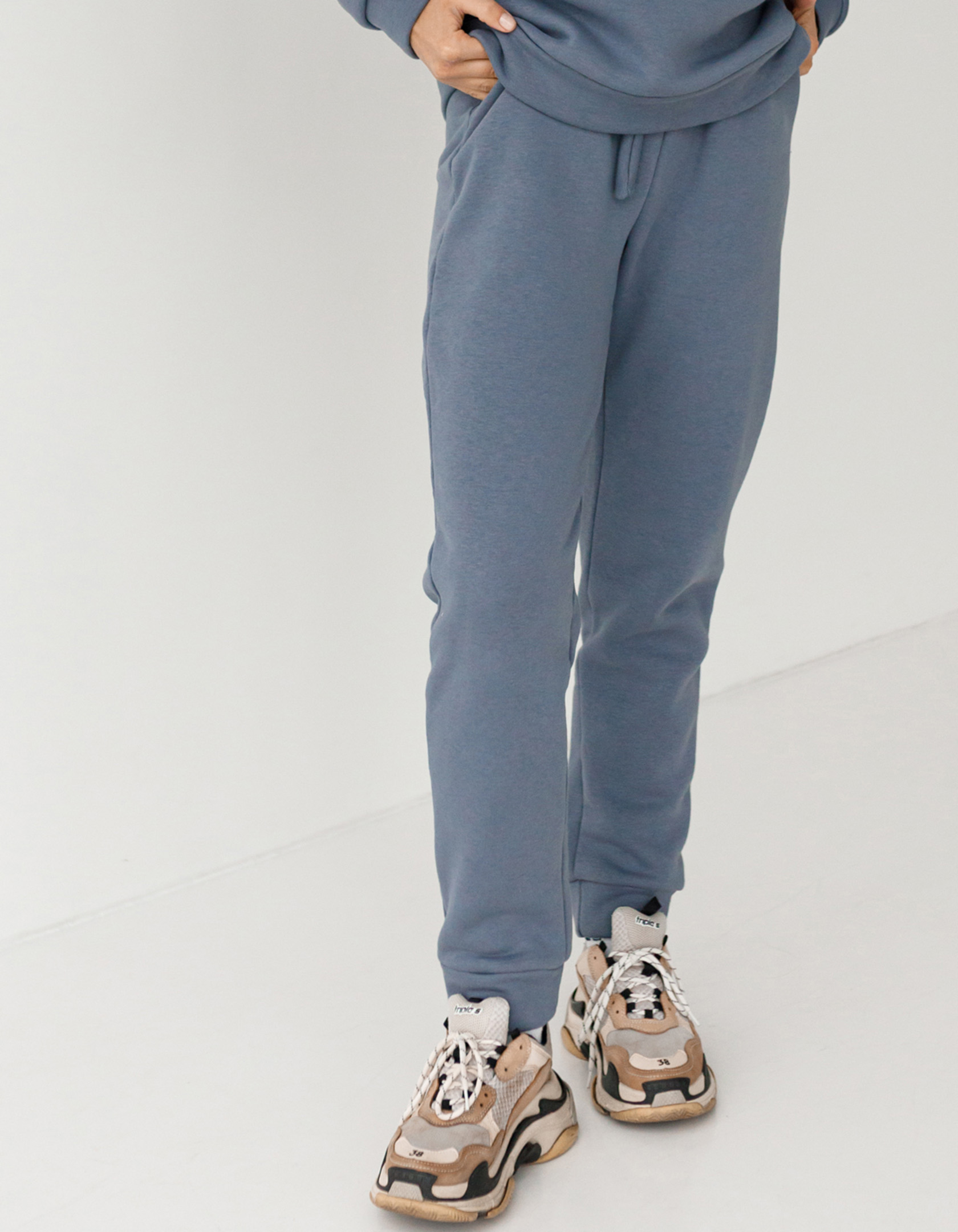 Штаны деми Wear me штаны женские спортивные широкие на манжетах Серый 2w/17/25, Штаны деми Wear me штаны женские спортивные широкие на манжетах XL Серый 2w/17/25
Штаны деми Wear me штаны женские спортивные широкие на манжетах Серый 2w/17/25, Штаны деми Wear me штаны женские спортивные широкие на манжетах XL Серый 2w/17/25