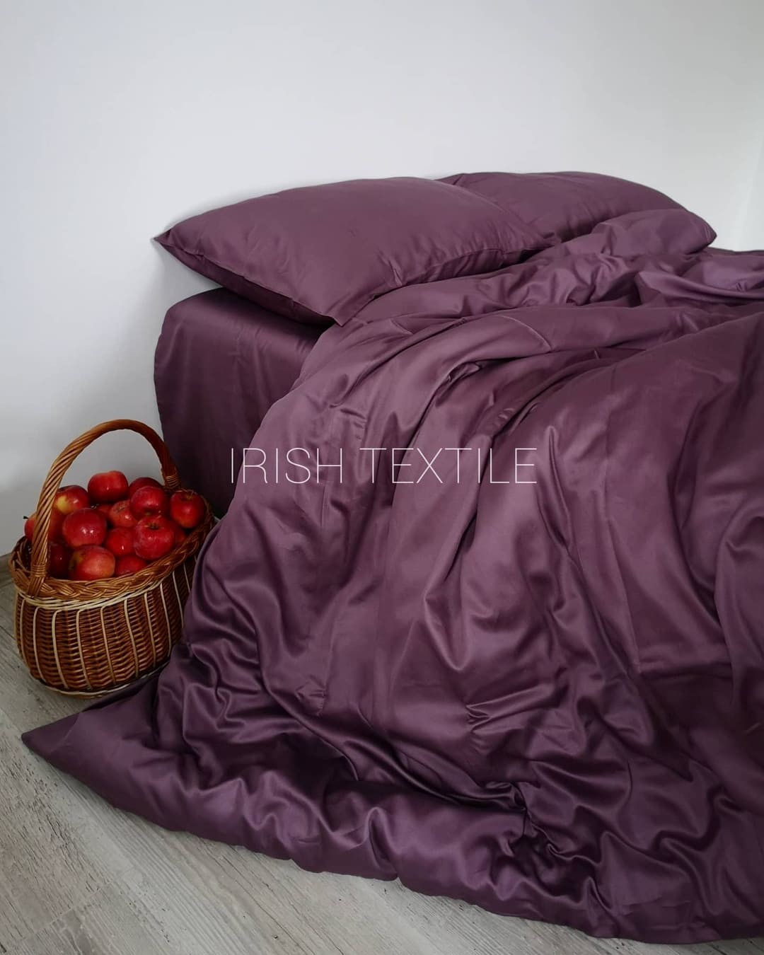 Комплект постельного белья Botsi Home Сатин Plum 150x220 - 2 шт с простыней на резинке 160х200х25
Комплект постельного белья Botsi Home Сатин Plum 150x220 - 2 шт с простыней на резинке 160х200х25