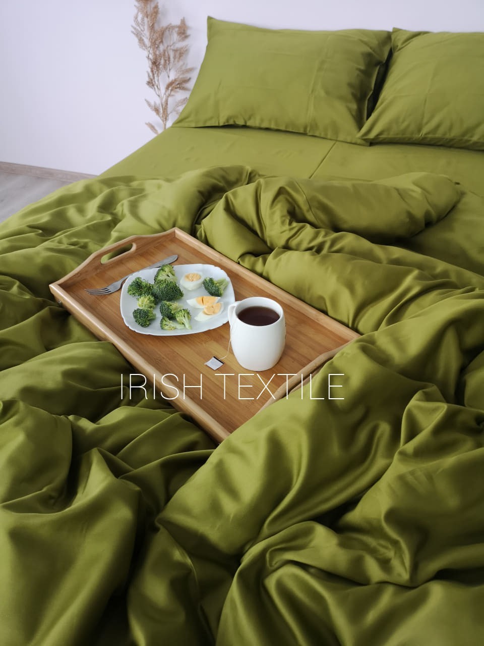 Комплект постельного белья Botsi Home Сатин Olive 150x220 - 2 шт с простыней на резинке 160х200х25
Комплект постельного белья Botsi Home Сатин Olive 150x220 - 2 шт с простыней на резинке 160х200х25