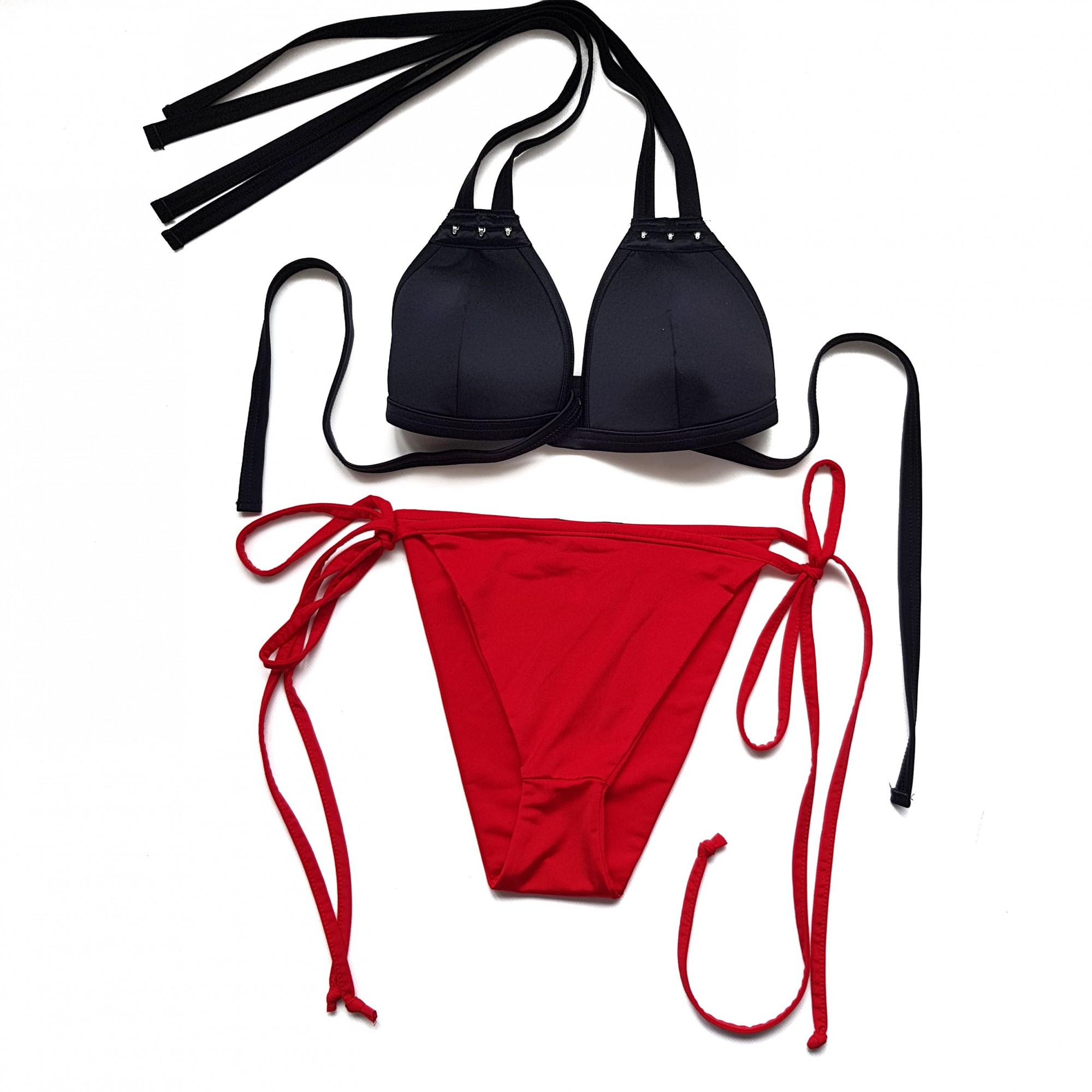 Купальни раздельный черный лиф и красные трусики PrettyLittleThing 8095, Купальни раздельный черный лиф и красные трусики PrettyLittleThing 8095 L (46)
Купальни раздельный черный лиф и красные трусики PrettyLittleThing 8095, Купальни раздельный черный лиф и красные трусики PrettyLittleThing 8095 L (46)