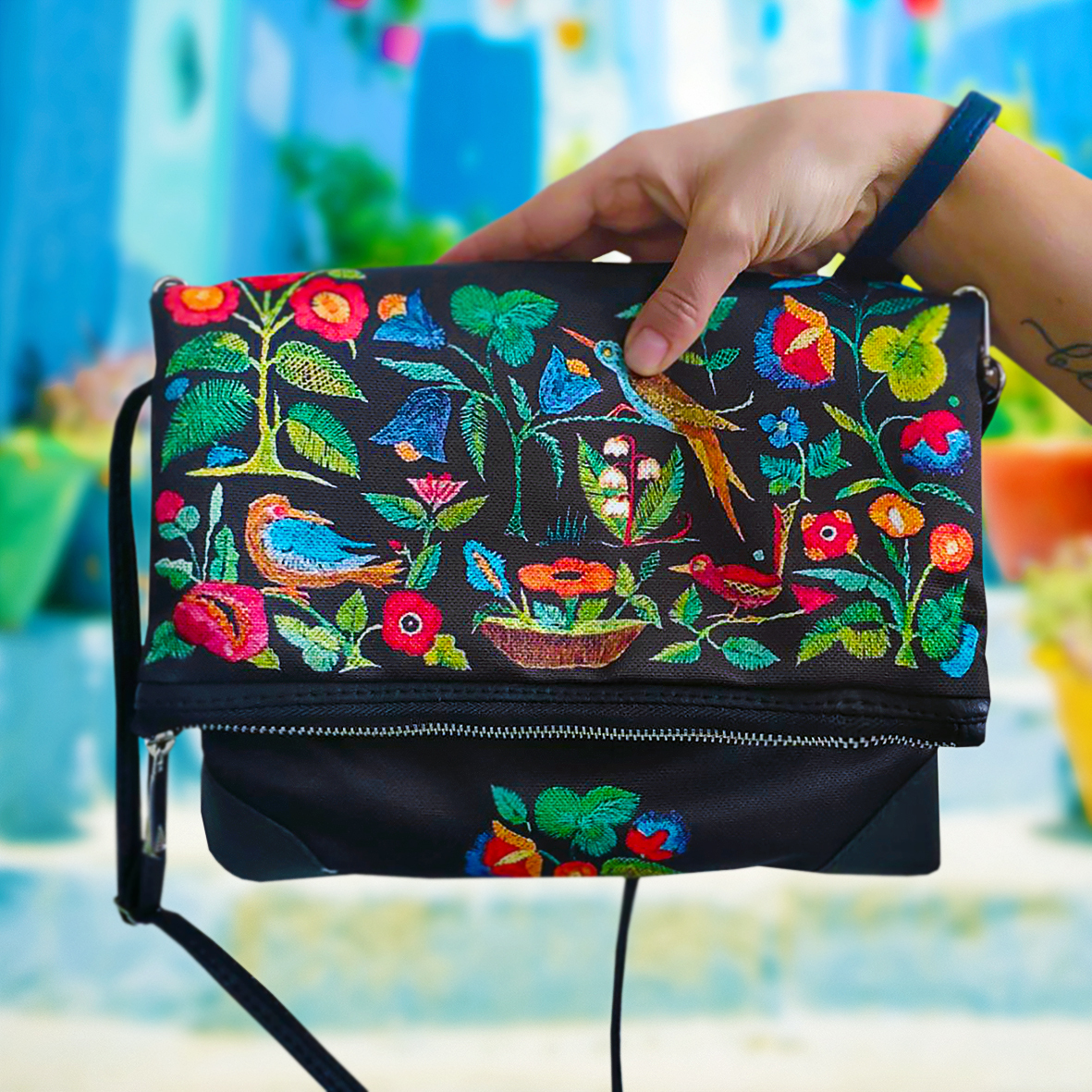 Сумка на плечо женская Pretty Вышивка, птички Presentville 26х39 см 000171170
Сумка на плечо женская Pretty Вышивка, птички Presentville 26х39 см 000171170