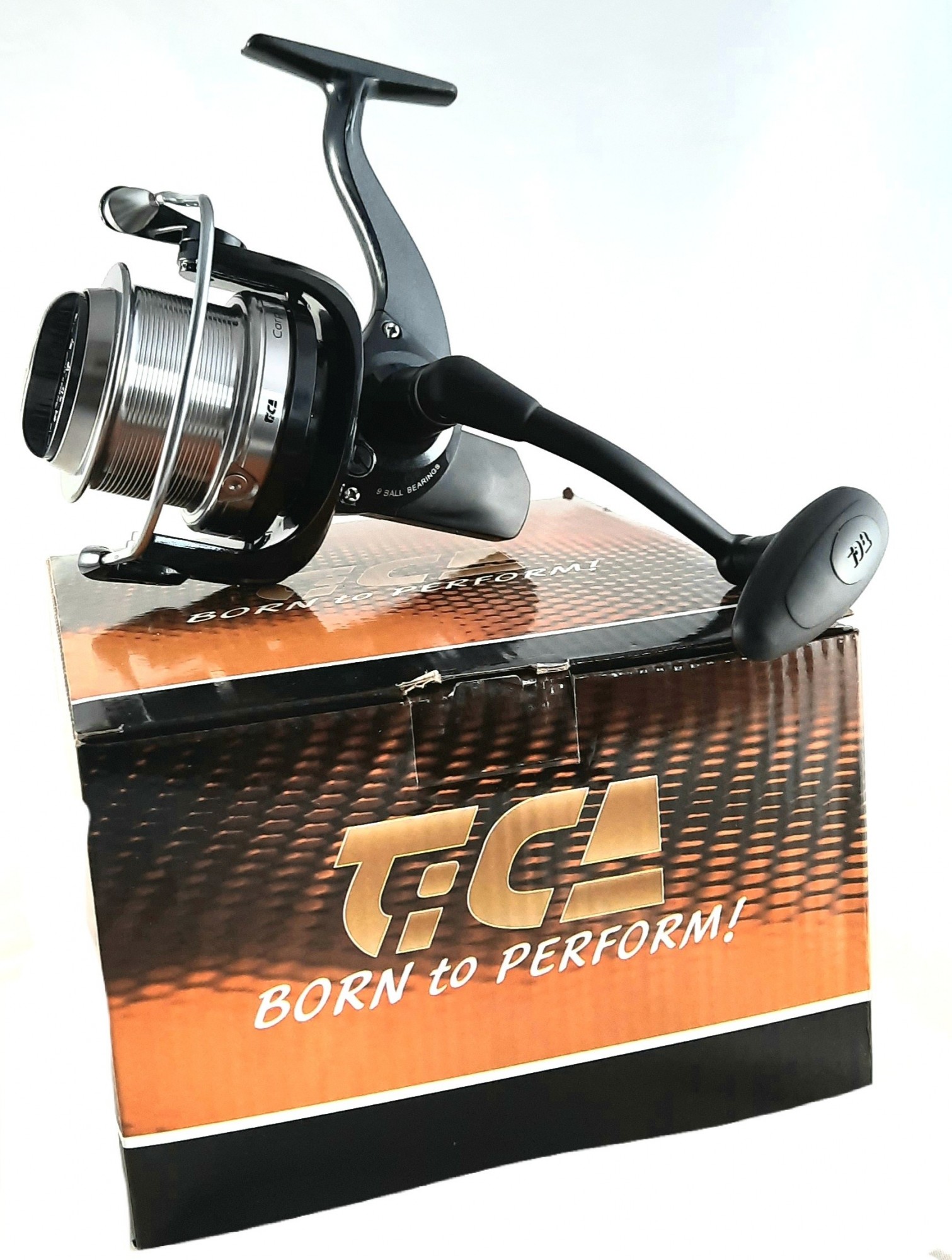 Карповая рыболовная катушка Tica Carp Mentor 5000, конусная шпуля, дальний заброс
Карповая рыболовная катушка Tica Carp Mentor 5000, конусная шпуля, дальний заброс