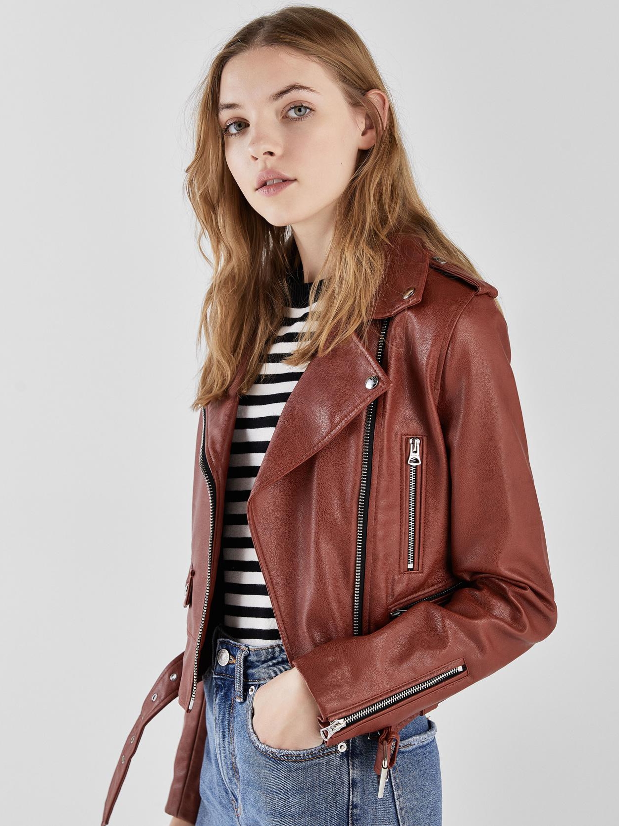 Куртка из искусственной кожи Bershka XAZ148160MPLJ Коричневая, Куртка из искусственной кожи Bershka XAZ148160MPLJ S Коричневая
Куртка из искусственной кожи Bershka XAZ148160MPLJ Коричневая, Куртка из искусственной кожи Bershka XAZ148160MPLJ S Коричневая