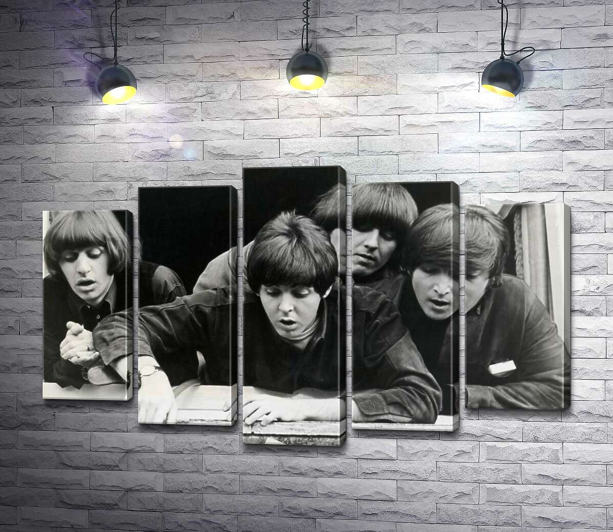 Модульная картина ArtPoster The Beatles смотрят с окна вниз на улицу 130x83 см Модуль №26
Модульная картина ArtPoster The Beatles смотрят с окна вниз на улицу 130x83 см Модуль №26