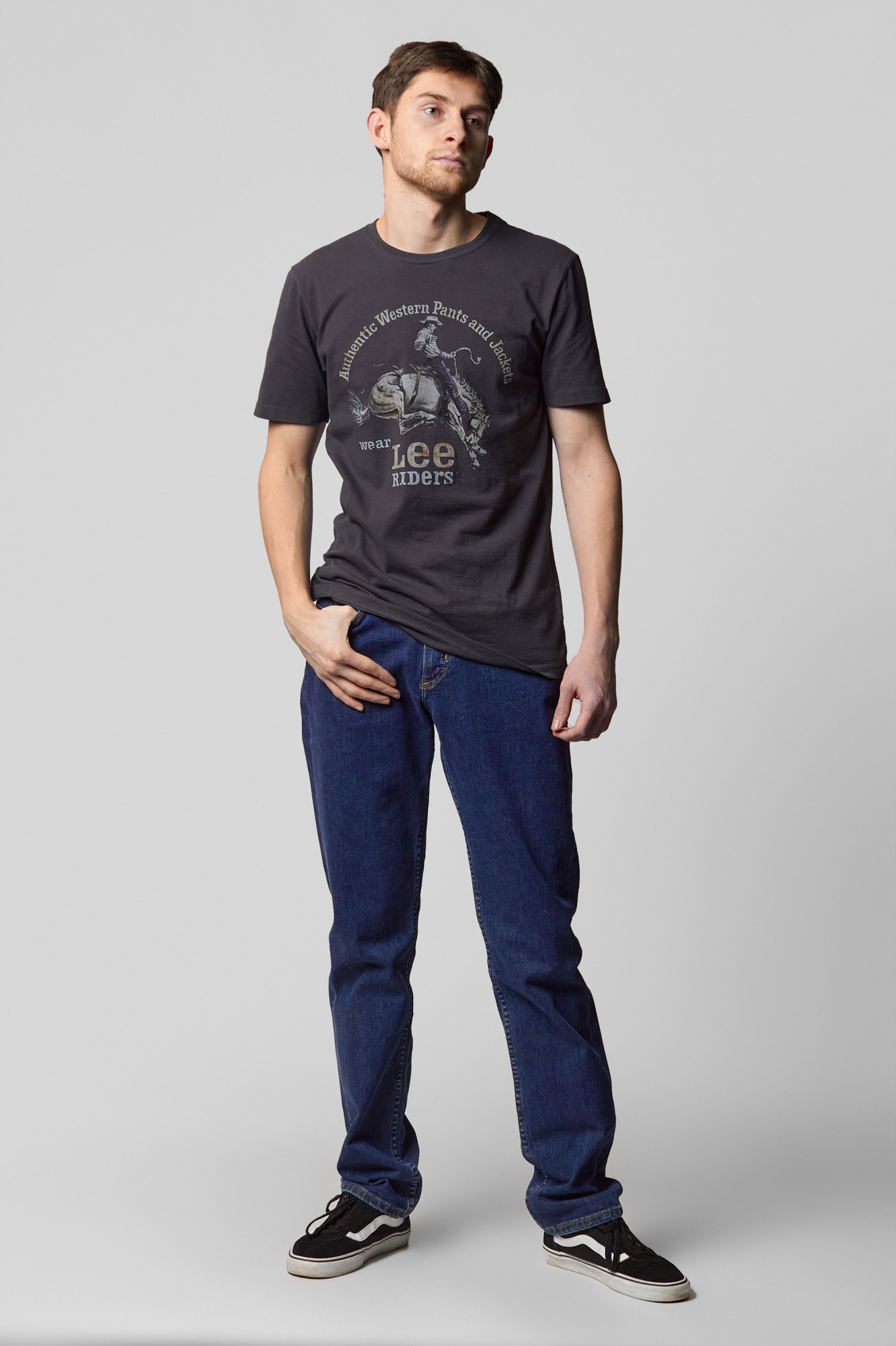 Джинсы Lee Brooklyn Straight Regular Classic Straight Темно-синий, Джинсы Lee Brooklyn Straight Regular Classic Straight Темно-синий 40-32
Джинсы Lee Brooklyn Straight Regular Classic Straight Темно-синий, Джинсы Lee Brooklyn Straight Regular Classic Straight Темно-синий 40-32