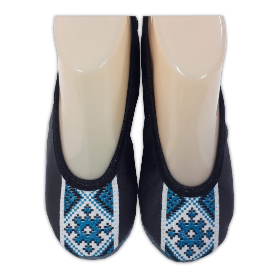 Чешки SMK 123 Кожа с декором 41 р 26.5 см Черные
Чешки SMK 123 Кожа с декором 41 р 26.5 см Черные