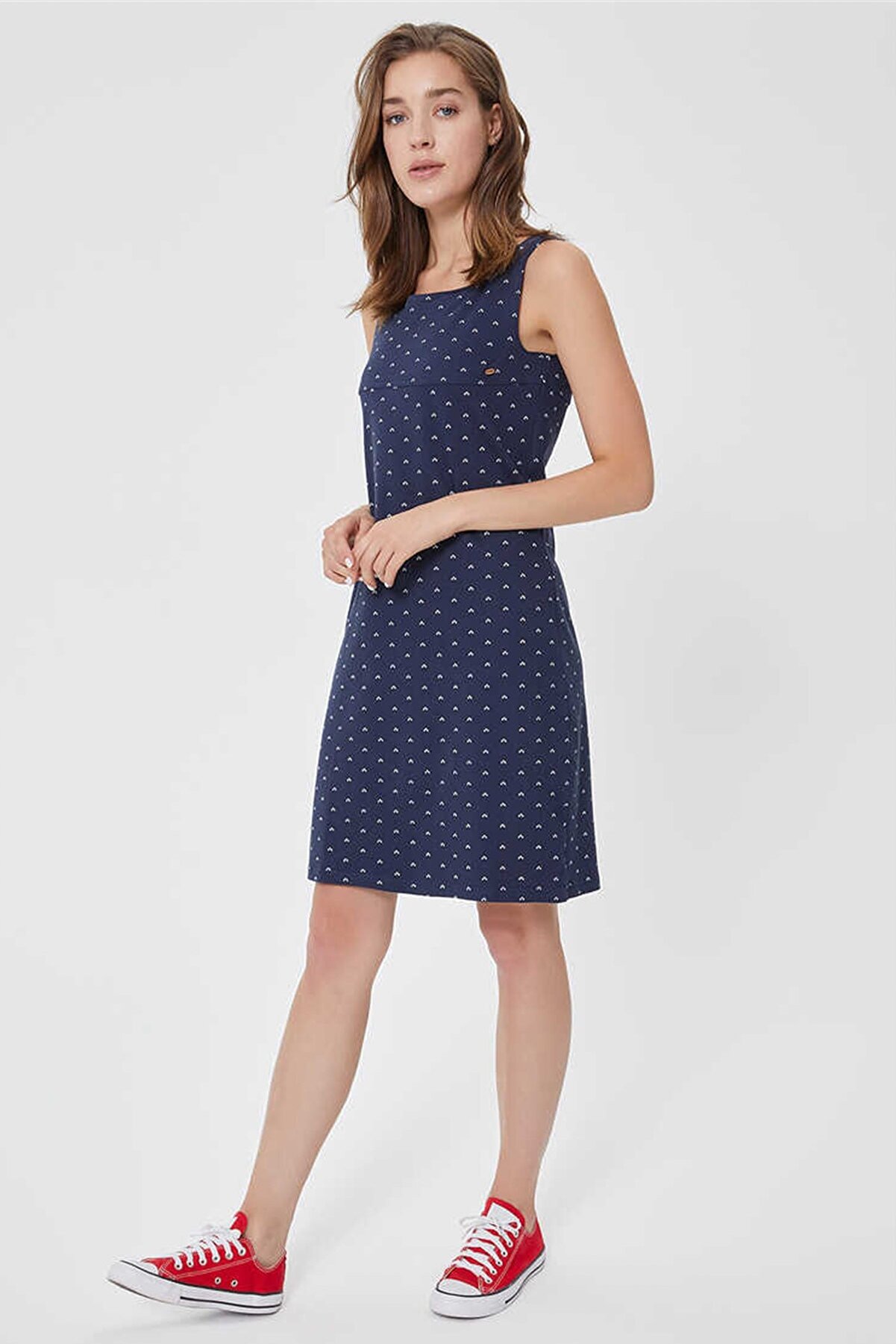 Платье женское Lee Cooper Темно-синий (212 LCF 244001 LACİVERT, Платье женское Lee Cooper Темно-синий XS (212 LCF 244001 LACİVERT)
Платье женское Lee Cooper Темно-синий (212 LCF 244001 LACİVERT, Платье женское Lee Cooper Темно-синий XS (212 LCF 244001 LACİVERT)