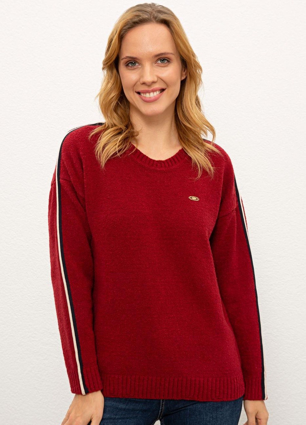 Свитер женский U.. Polo Assn. Красный (1083484 VR030, Свитер женский U.S. Polo Assn. Красный S (1083484 VR030)
Свитер женский U.. Polo Assn. Красный (1083484 VR030, Свитер женский U.S. Polo Assn. Красный S (1083484 VR030)