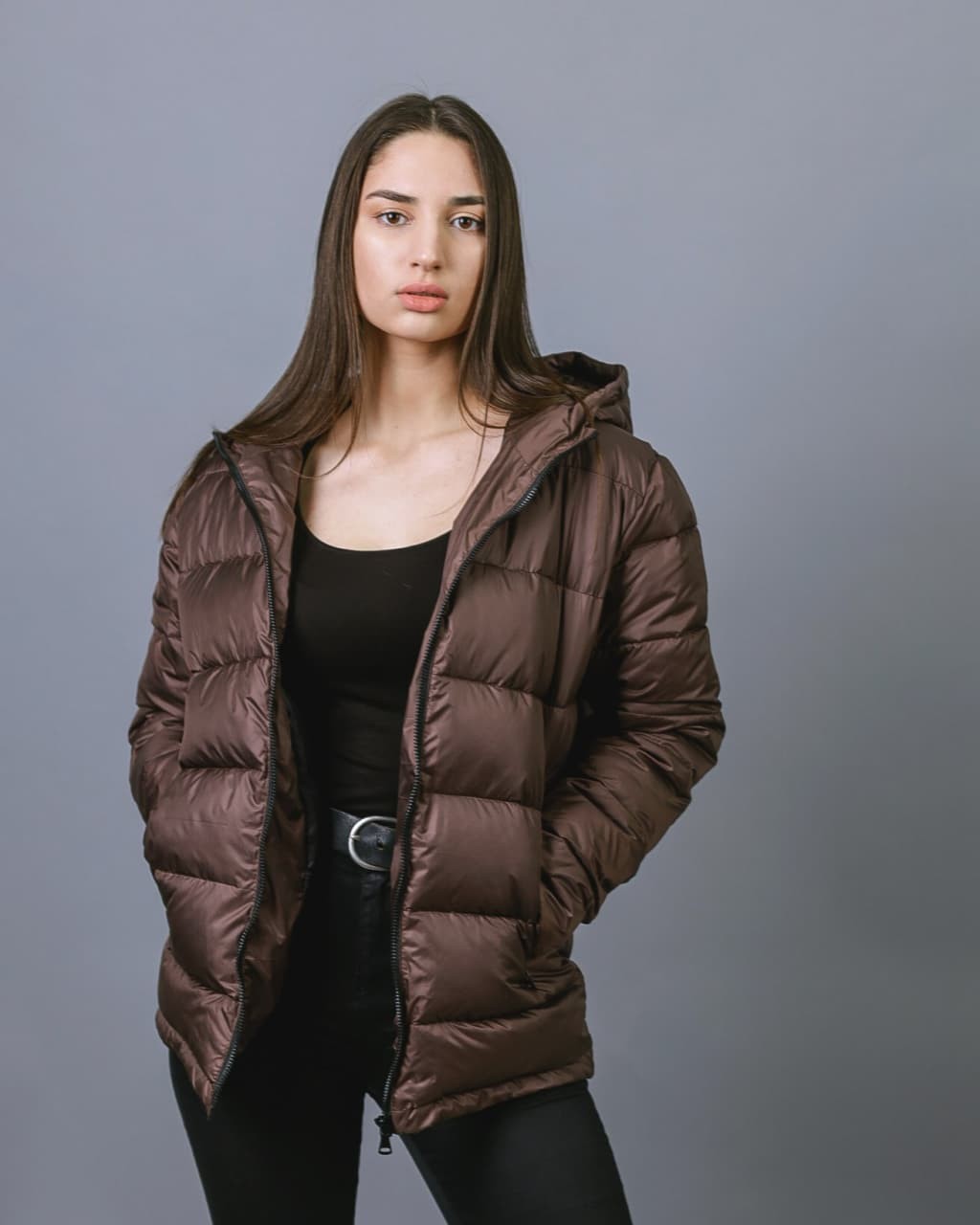 Женская куртка демисезон короткая легкая c капюшоном Rain коричневая, Женская куртка демисезон короткая легкая c капюшоном Rain L коричневая
Женская куртка демисезон короткая легкая c капюшоном Rain коричневая, Женская куртка демисезон короткая легкая c капюшоном Rain L коричневая