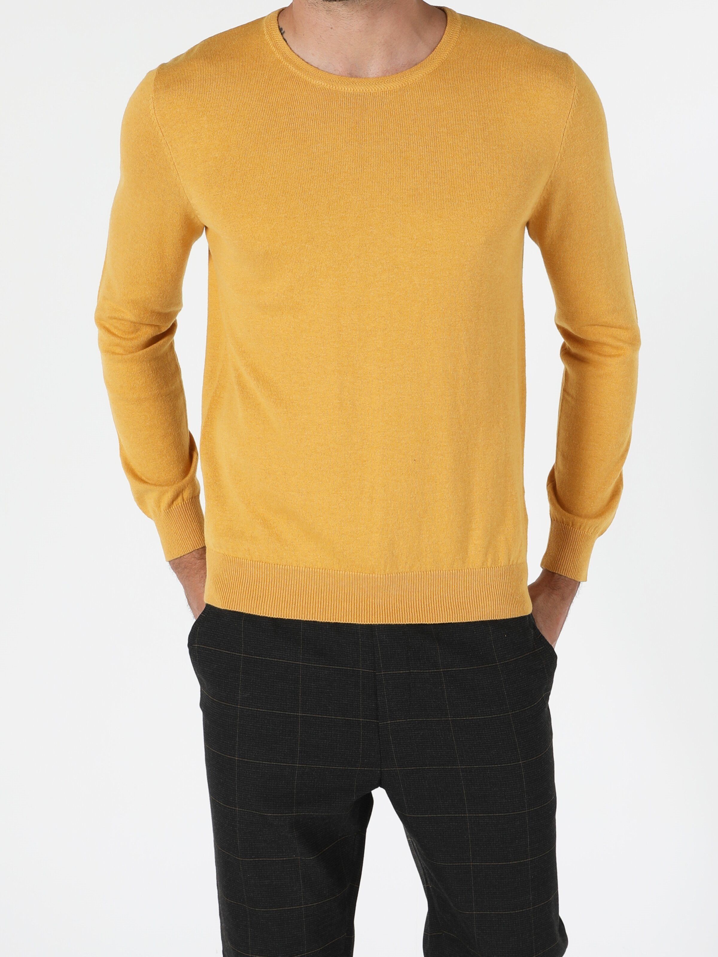 Джемпер Colin' CL1051445YLM Yellow Melange, Джемпер Colin's CL1051445YLM S Yellow Melange
Джемпер Colin' CL1051445YLM Yellow Melange, Джемпер Colin's CL1051445YLM S Yellow Melange