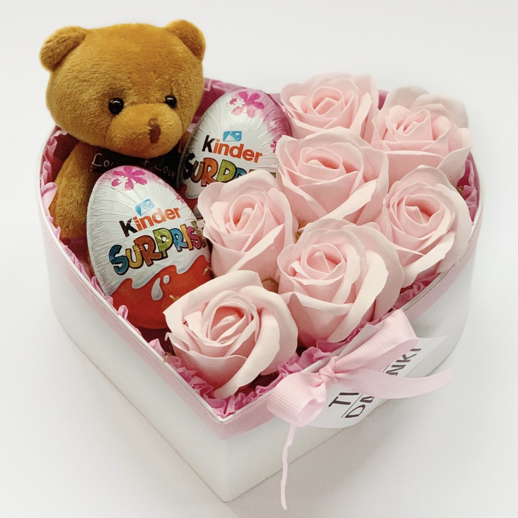 Подарок для девушки YourGifts Подарочный набор Бокс с мыльными розами Подарок на 8 марта
Подарок для девушки YourGifts Подарочный набор Бокс с мыльными розами Подарок на 8 марта