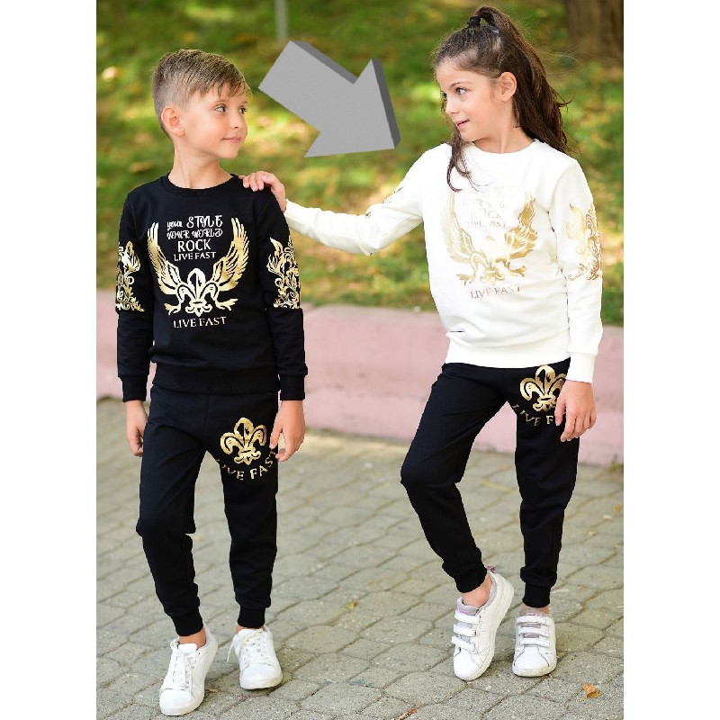 Футболка с длинным рукавом + Брюки для мальчика HA 388 116 см кремовый/черный (302036)
Футболка с длинным рукавом + Брюки для мальчика HA 388 116 см кремовый/черный (302036)