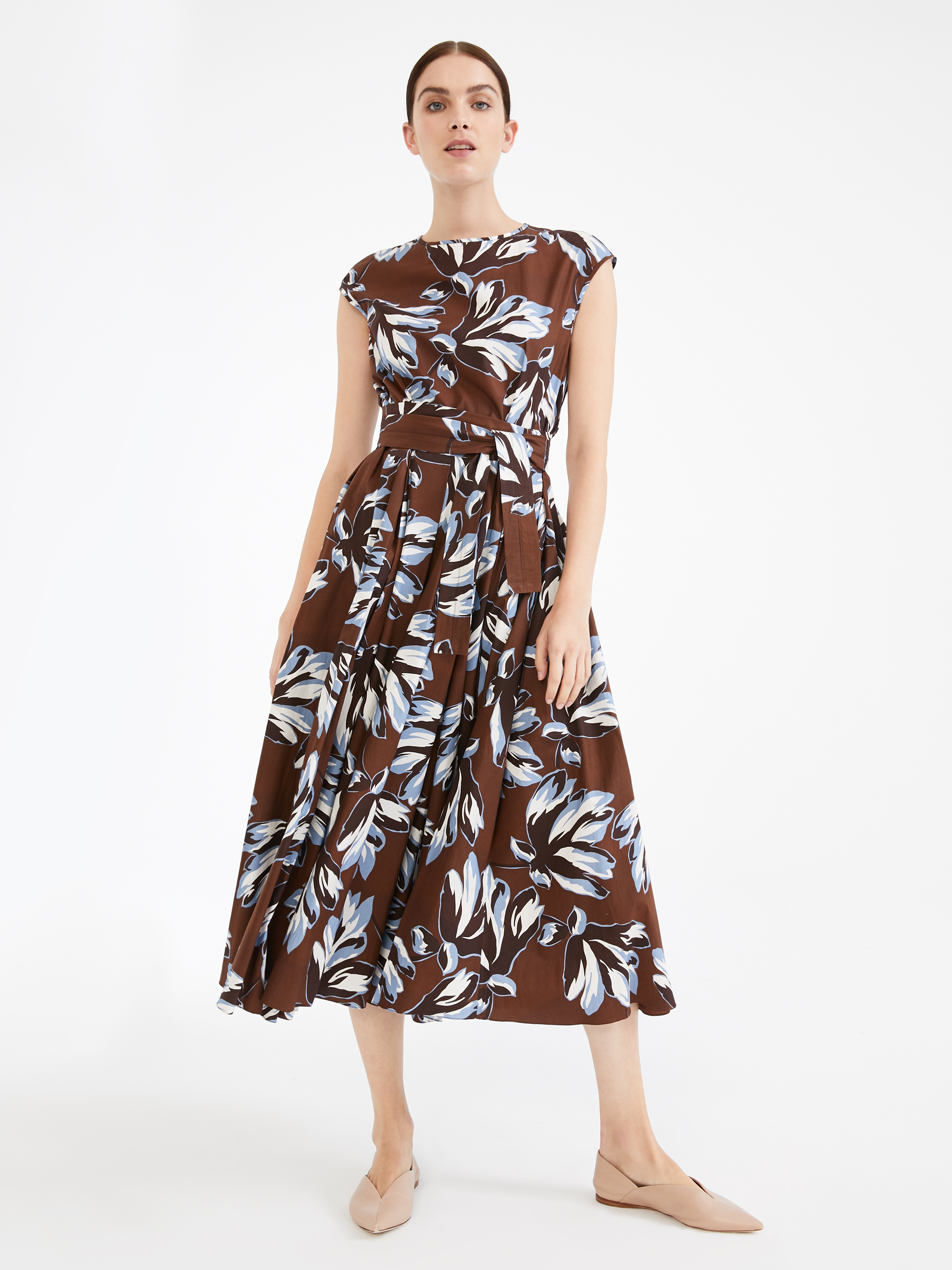 Платье MaxMara Шоколадное 92210701000, Платье MaxMara 44 Шоколадное 92210701000
Платье MaxMara Шоколадное 92210701000, Платье MaxMara 44 Шоколадное 92210701000