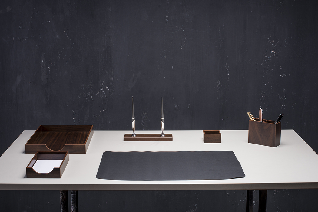 Набор настольный деревянный Bestar 6 предметов Орех (6144FDX)
Набор настольный деревянный Bestar 6 предметов Орех (6144FDX)