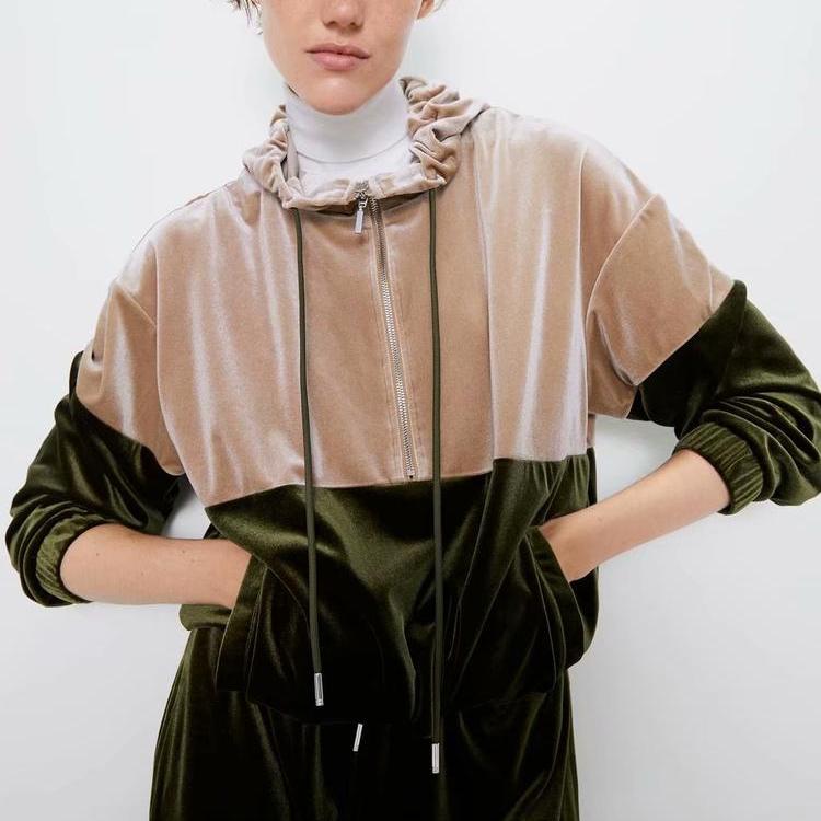 Худи женское из контрастного бархата Fusion Berni Fashion () Зеленый, Худи женское из контрастного бархата Fusion Berni Fashion (L) Зеленый
Худи женское из контрастного бархата Fusion Berni Fashion () Зеленый, Худи женское из контрастного бархата Fusion Berni Fashion (L) Зеленый