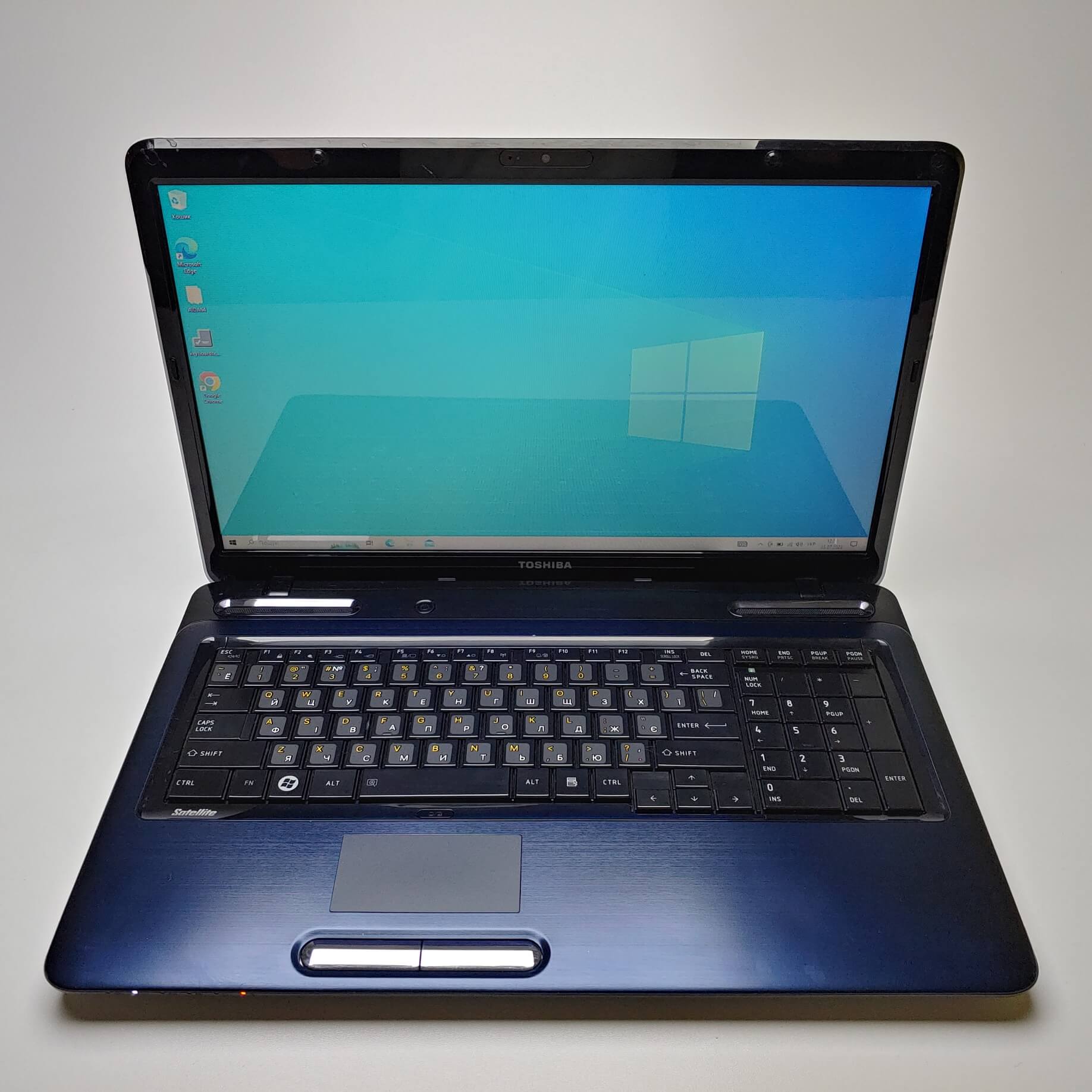 Ноутбук Toshiba Satellite L775D S7340 Blue A6 3400M RAM 8GB DDR3 SSD