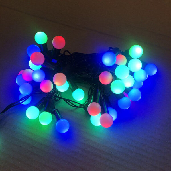 Гирлянда светодиодная новогодняя Led Lights Шарики 40 лампочек 5 м Мультиколор (9007)
Гирлянда светодиодная новогодняя Led Lights Шарики 40 лампочек 5 м Мультиколор (9007)