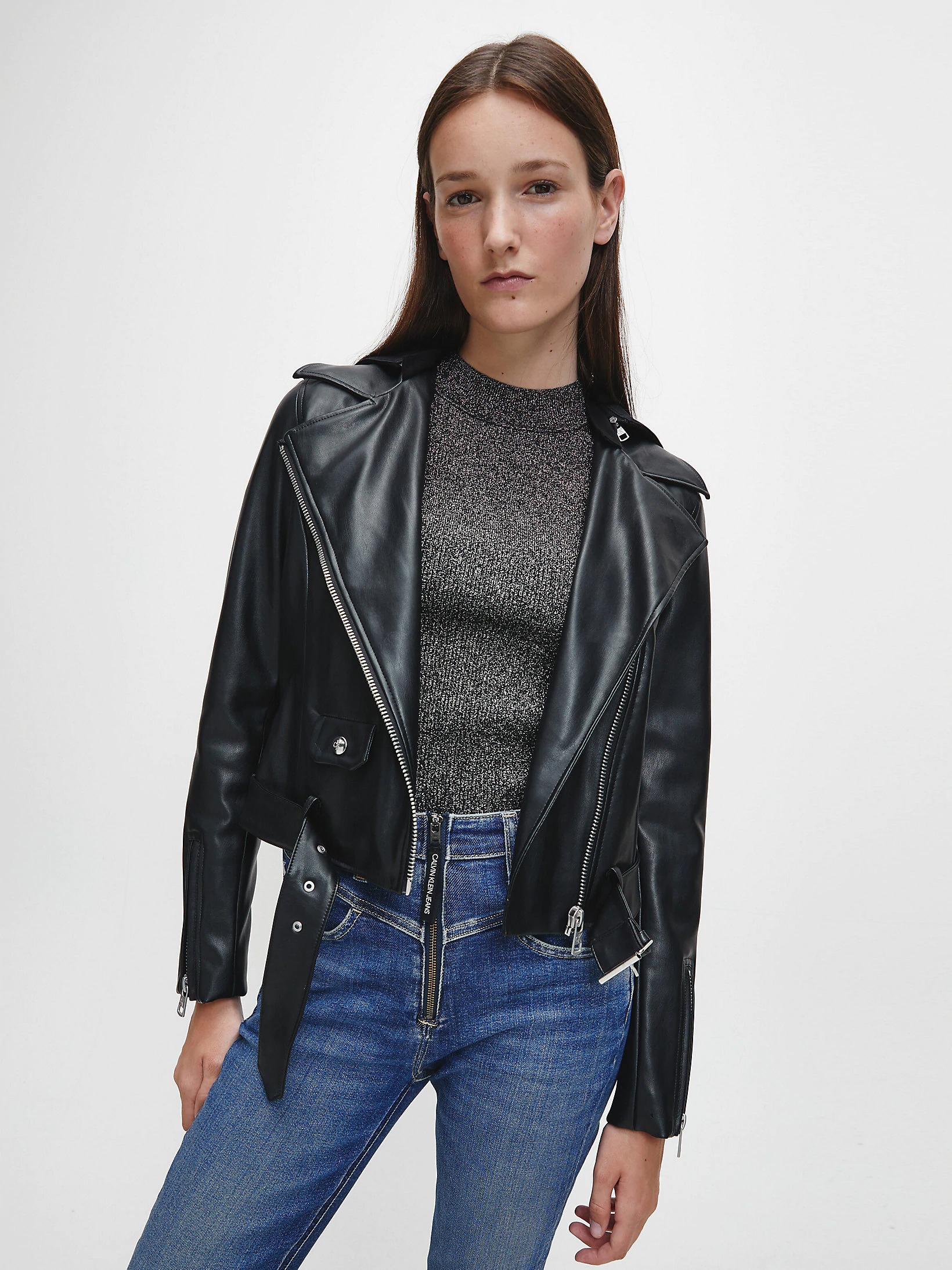 Куртка из искусственной кожи Calvin Klein Jeans Faux Leather Jacket J20J215034-BEH S CK Black
Куртка из искусственной кожи Calvin Klein Jeans Faux Leather Jacket J20J215034-BEH S CK Black