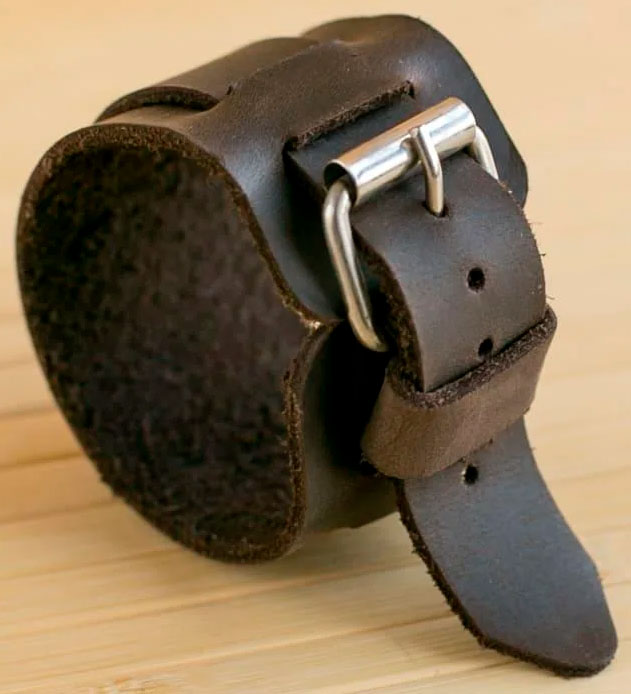 Браслет Gridasov Leathercraft Pulse из натуральной кожи темно-коричневый (WR-004-DBR)
Браслет Gridasov Leathercraft Pulse из натуральной кожи темно-коричневый (WR-004-DBR)