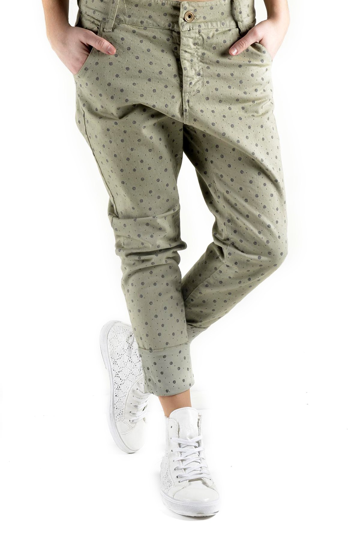 Брюки 525 Army Green армейский зелёный (P654000-P554510, Брюки 525 Army Green XS армейский зелёный (P654000-P554510)
Брюки 525 Army Green армейский зелёный (P654000-P554510, Брюки 525 Army Green XS армейский зелёный (P654000-P554510)