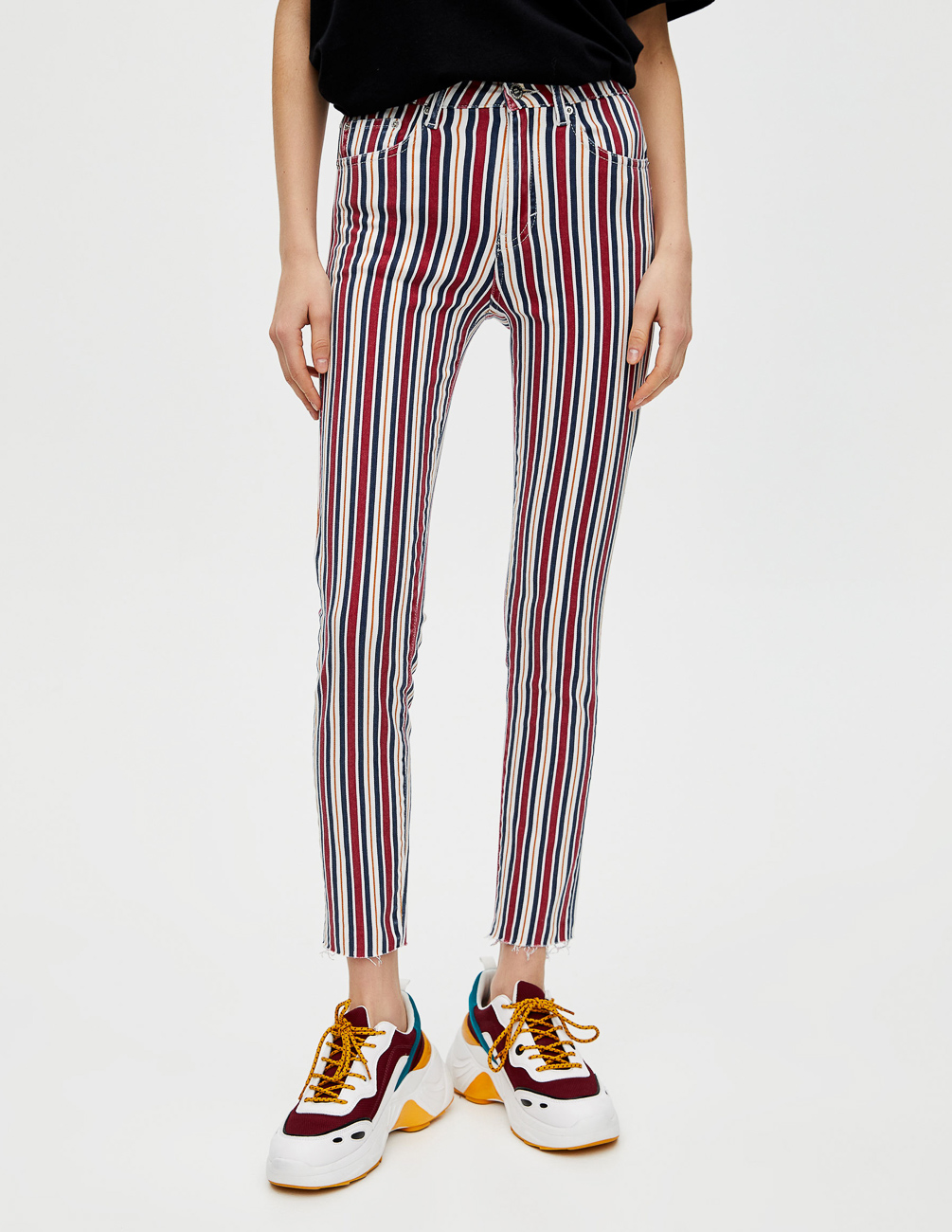 Джинсы PULL & BEAR Ж1046520 (9680/364/600) цвет розовый, Джинсы PULL & BEAR Ж1046520 (9680/364/600) цвет розовый S
Джинсы PULL & BEAR Ж1046520 (9680/364/600) цвет розовый, Джинсы PULL & BEAR Ж1046520 (9680/364/600) цвет розовый S