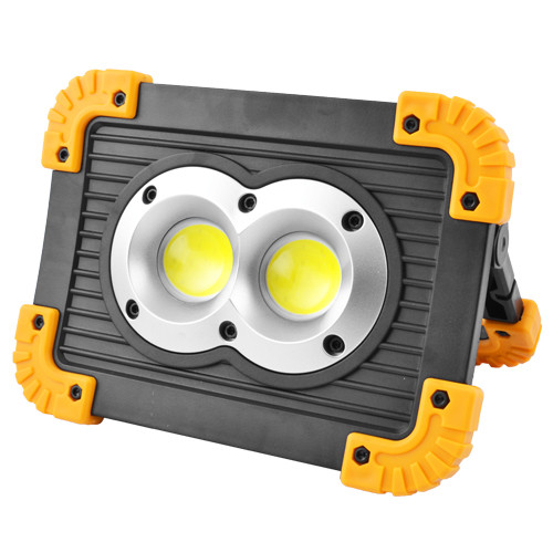 Прожектор светодиодный Lux L802-20W-2COB+1W, ЗУ micro USB, 2x18650/3xAA, Power Bank, Box. 32054
Прожектор светодиодный Lux L802-20W-2COB+1W, ЗУ micro USB, 2x18650/3xAA, Power Bank, Box. 32054
