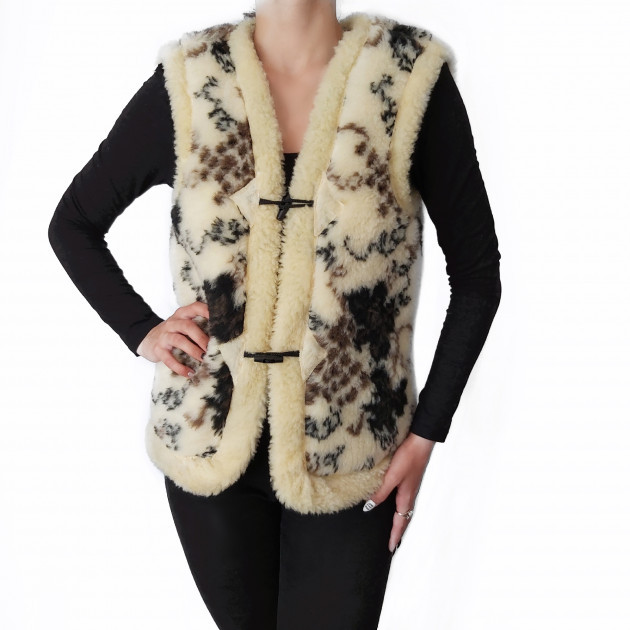 Жилетка Elisa из меха овцы двухслойная 48 кофе с молоком
Жилетка Elisa из меха овцы двухслойная 48 кофе с молоком