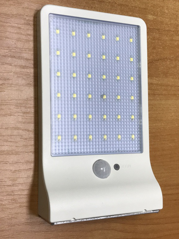 Светодиодный светильник на солнечной батарее Sean SOLAR 5W уличный с датчиком движения (59251)
Светодиодный светильник на солнечной батарее Sean SOLAR 5W уличный с датчиком движения (59251)