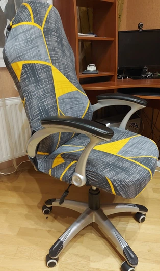 Чохол на офісне крісло VDAR з принтом L С06 - фото від покупців 5